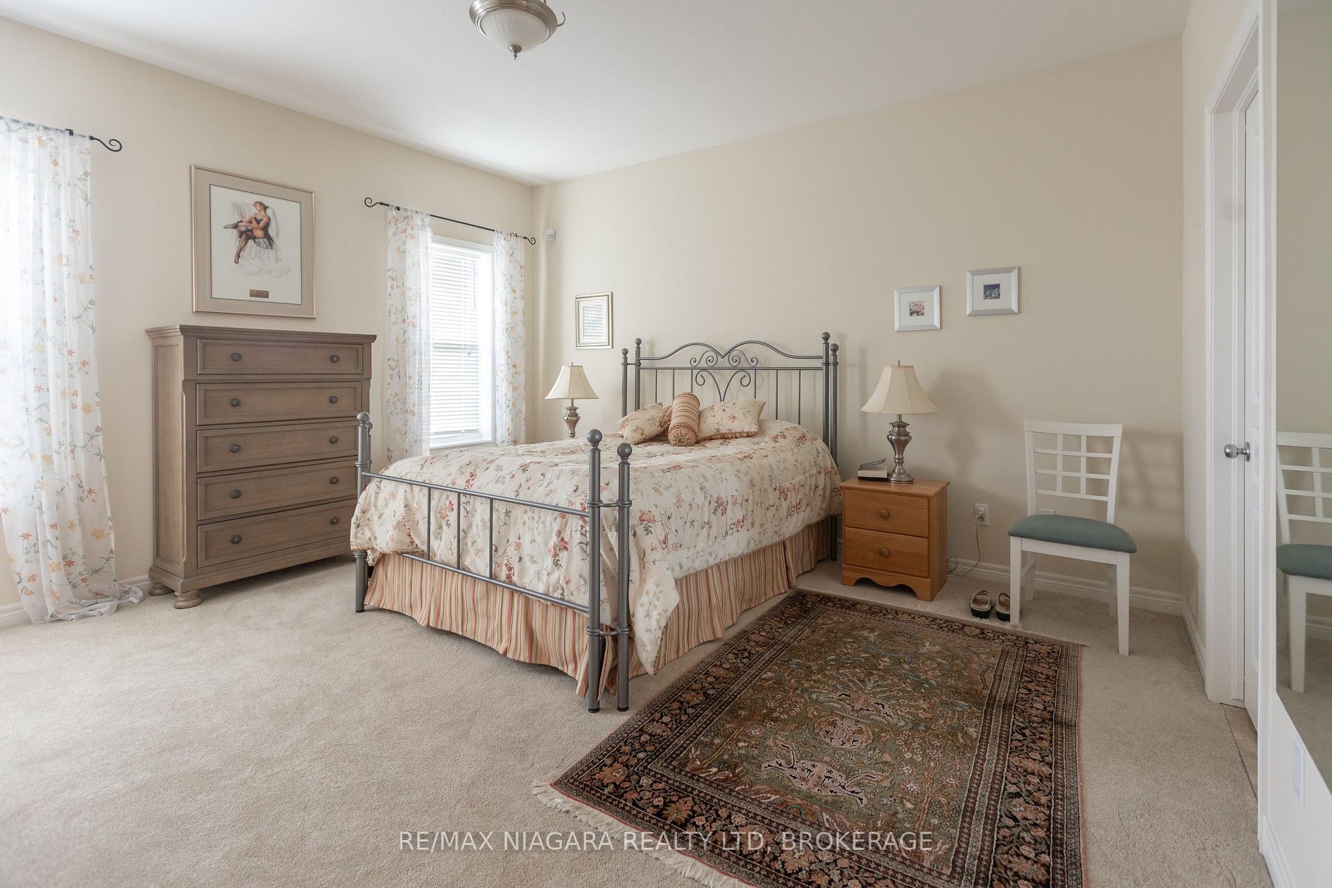 Photo 12 of 3334 Dustan Street, Lincoln, Lincoln-Jordan/Vineland — HOMEH