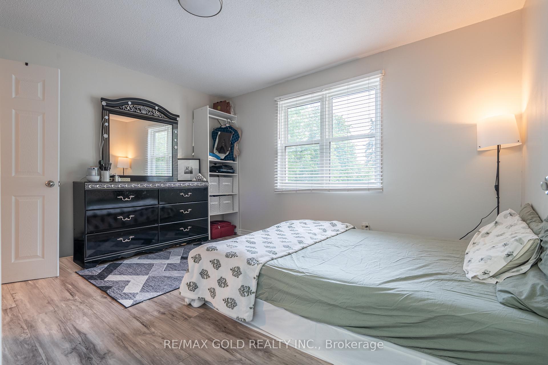 Photo 13 of 23 Judith Crescent, Brampton, Northgate — HOMEH