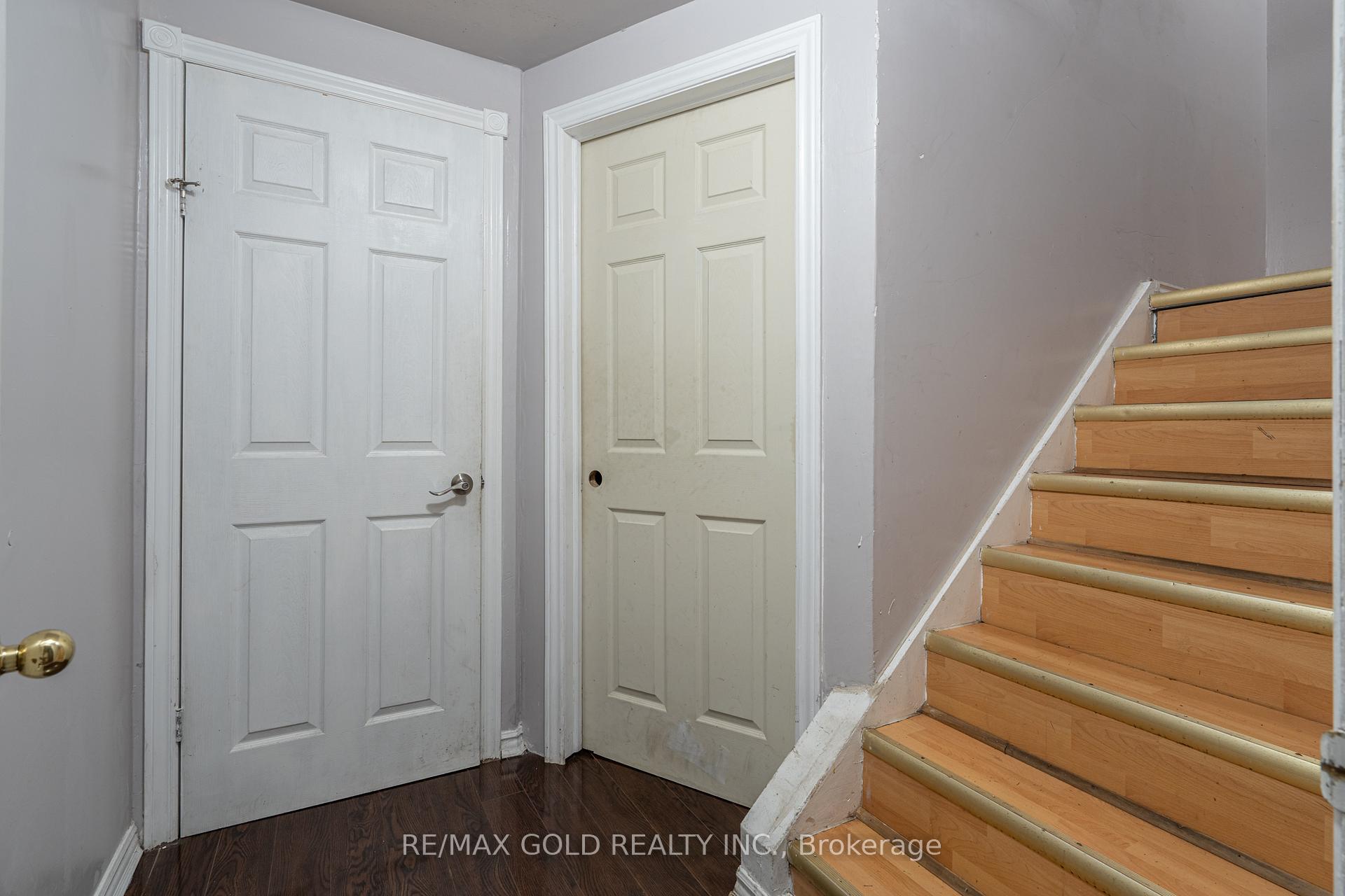 Photo 23 of 23 Judith Crescent, Brampton, Northgate — HOMEH
