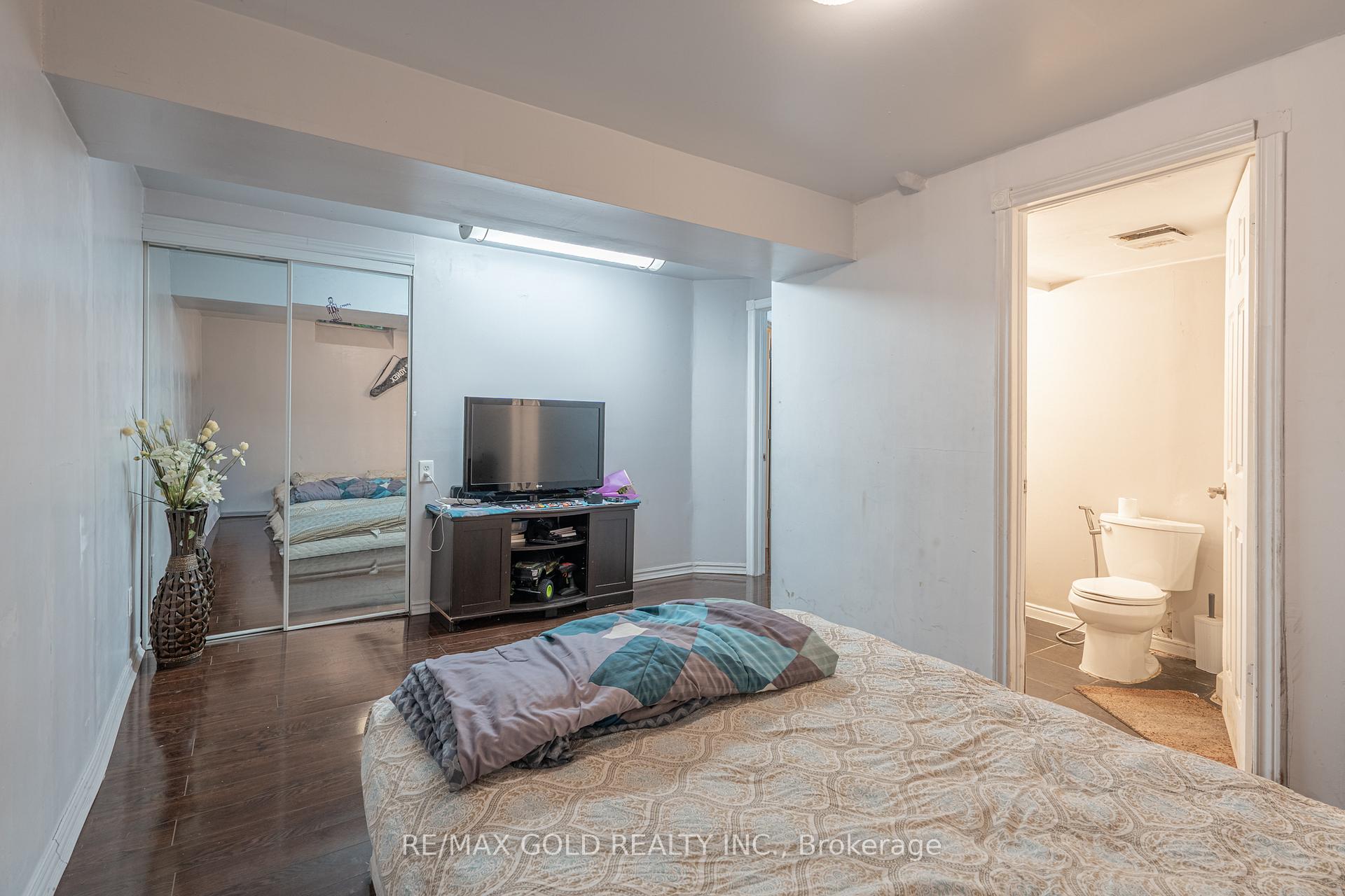Photo 25 of 23 Judith Crescent, Brampton, Northgate — HOMEH