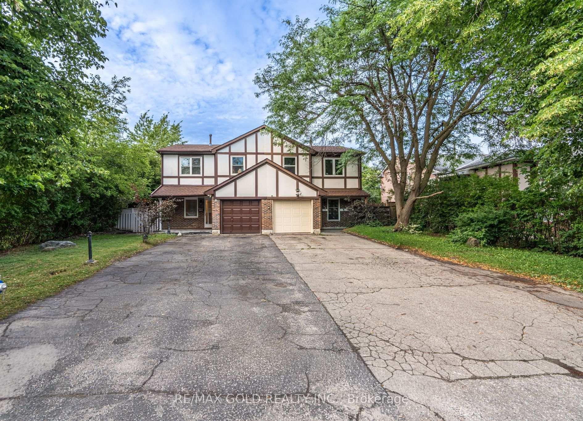 Photo 35 of 23 Judith Crescent, Brampton, Northgate — HOMEH