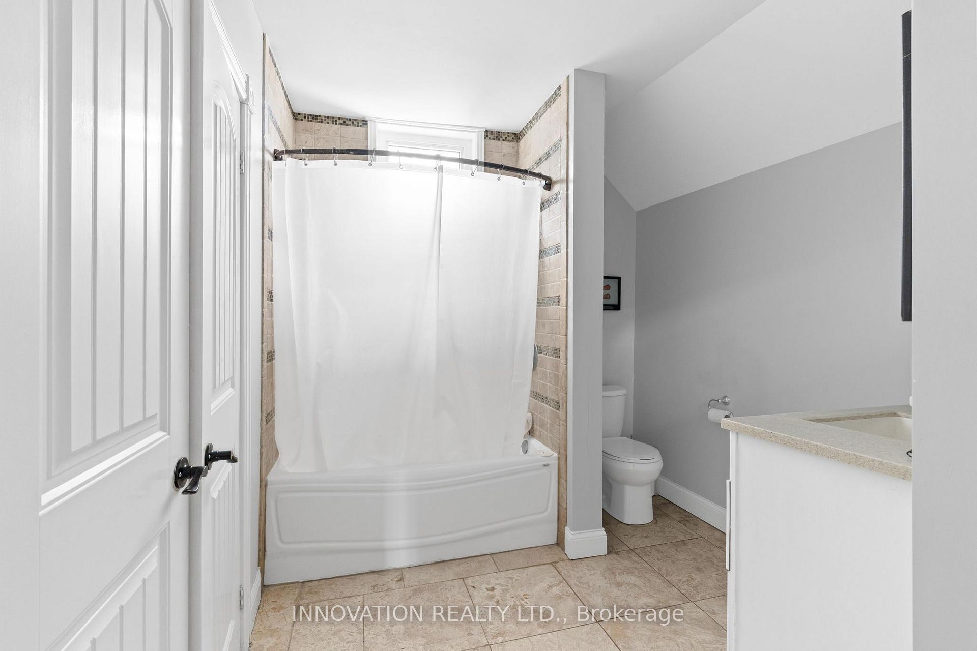 Photo 15 of Unit #2, 348 Donald B. Munro Drive, Ottawa, Carp — HOMEH