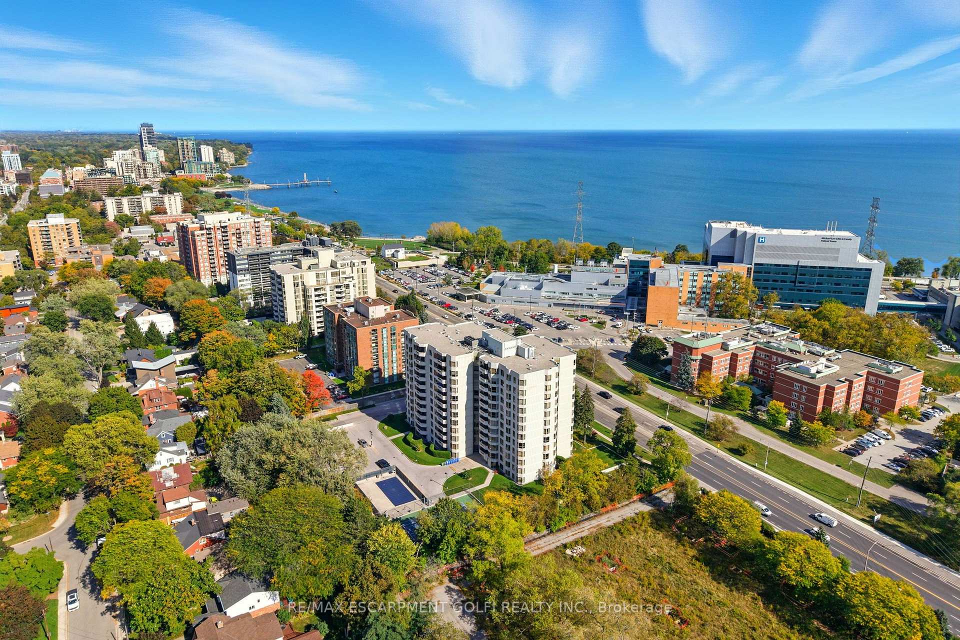 Photo 2 of Unit 208, 1201 North Shore Boulevard E, Burlington, Brant — HOMEH