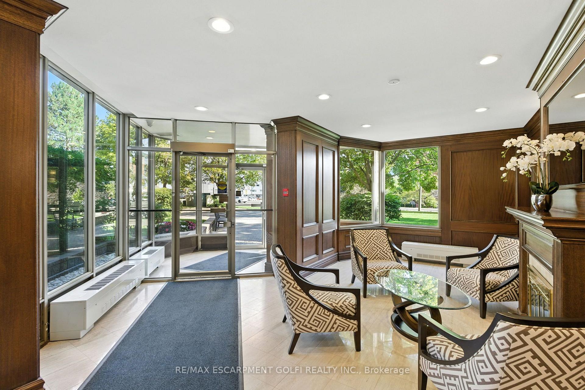 Photo 5 of Unit 208, 1201 North Shore Boulevard E, Burlington, Brant — HOMEH