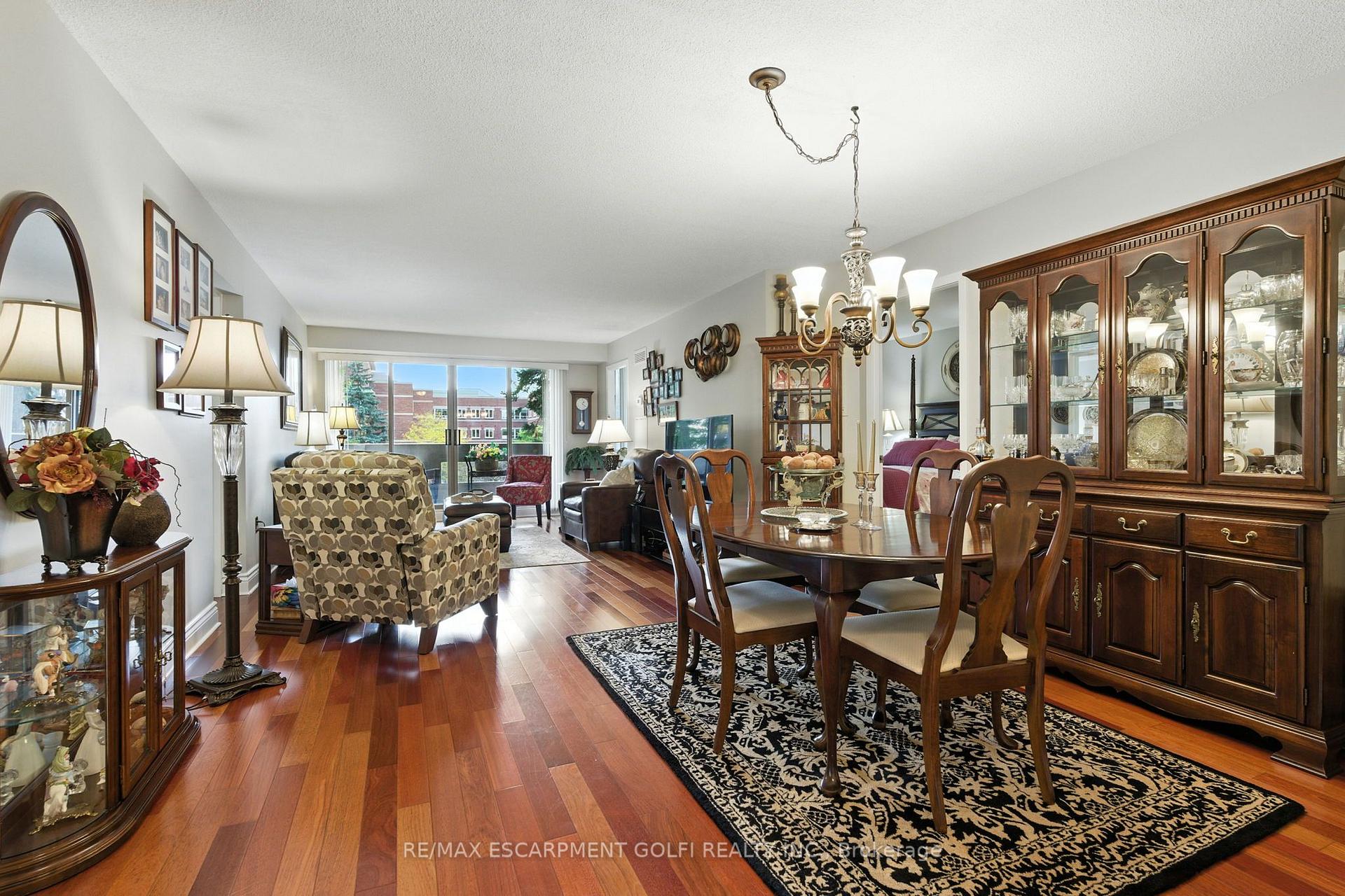 Photo 8 of Unit 208, 1201 North Shore Boulevard E, Burlington, Brant — HOMEH