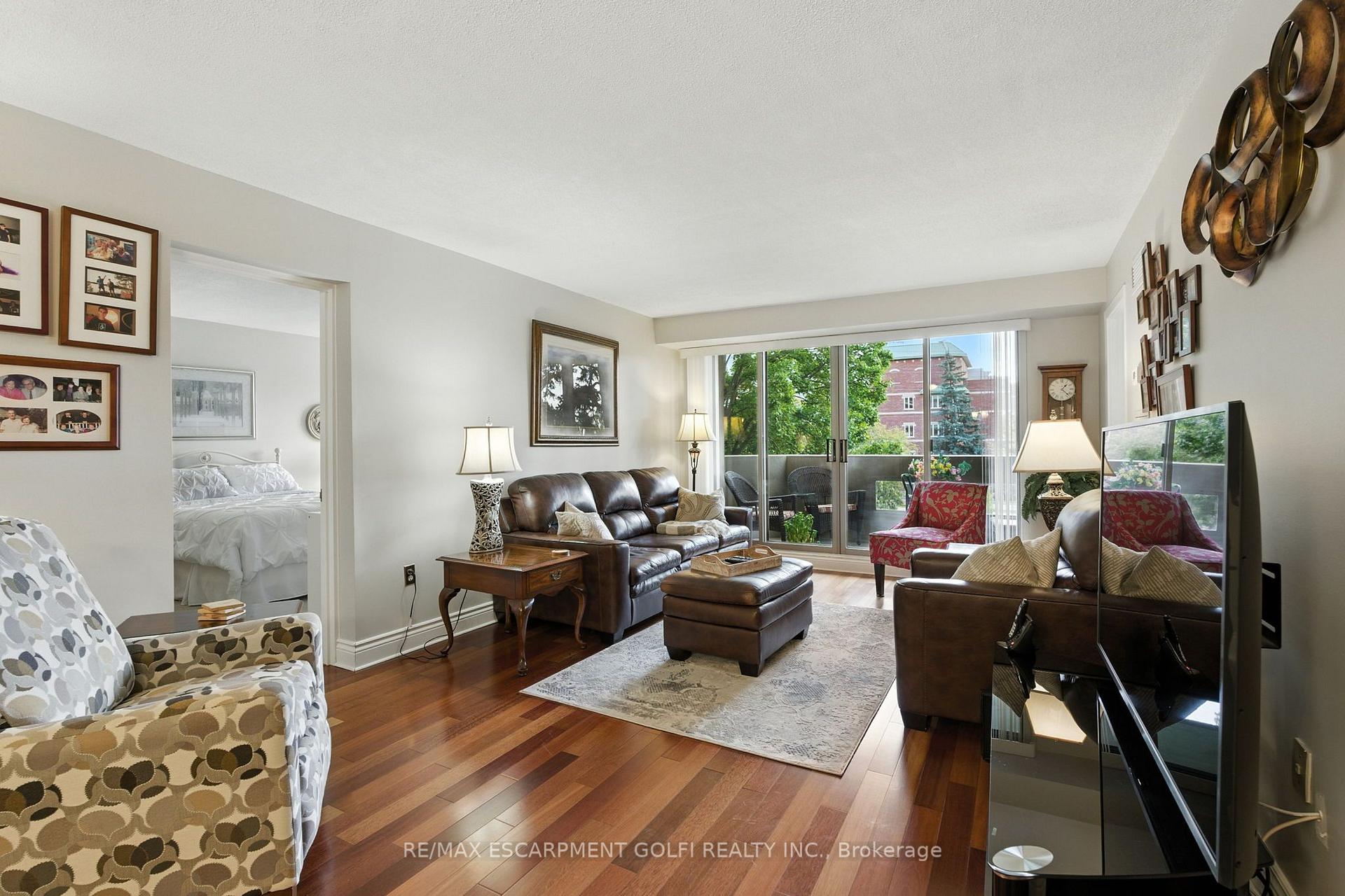 Photo 10 of Unit 208, 1201 North Shore Boulevard E, Burlington, Brant — HOMEH