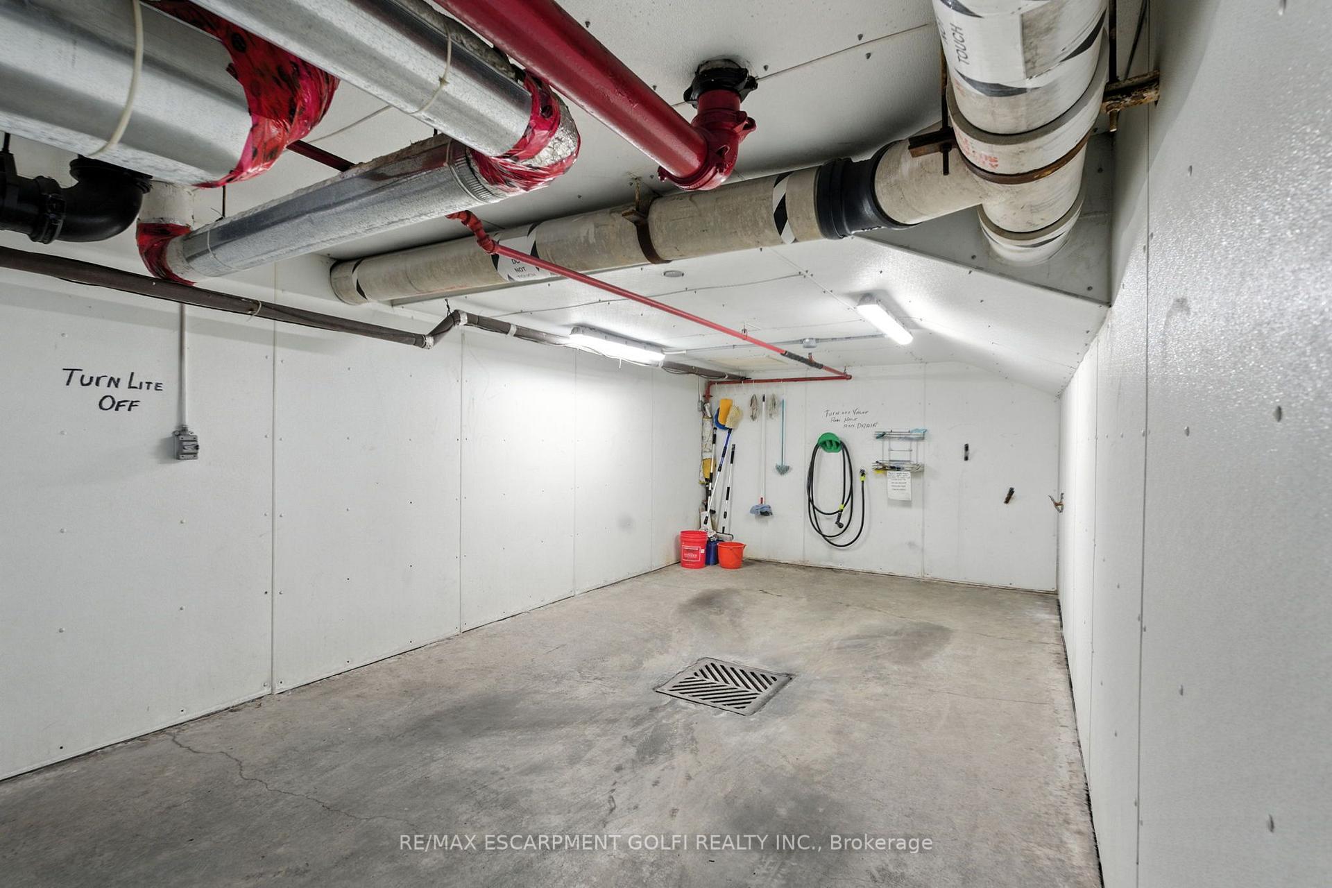 Photo 34 of Unit 208, 1201 North Shore Boulevard E, Burlington, Brant — HOMEH