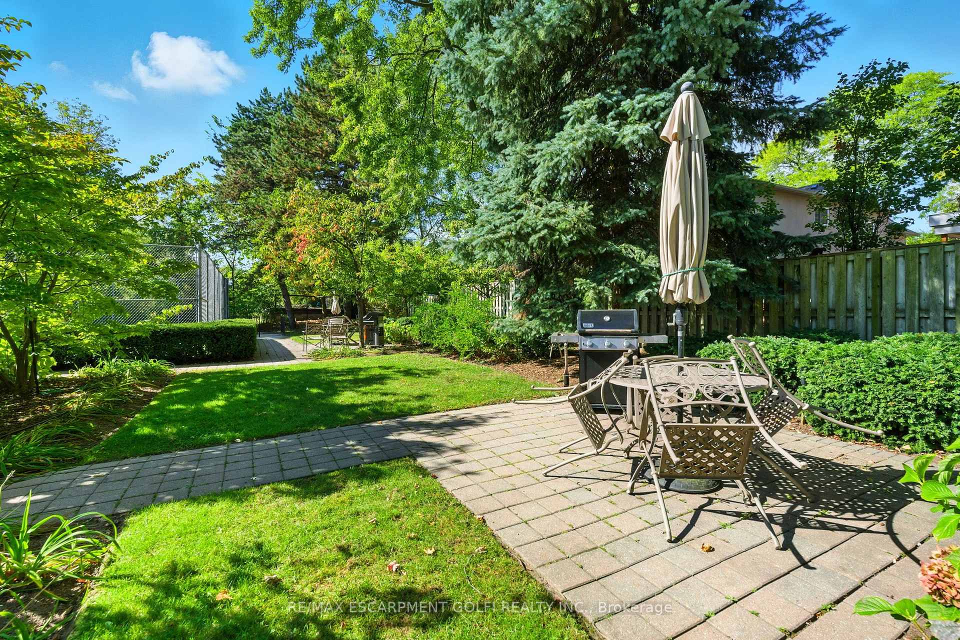 Photo 35 of Unit 208, 1201 North Shore Boulevard E, Burlington, Brant — HOMEH