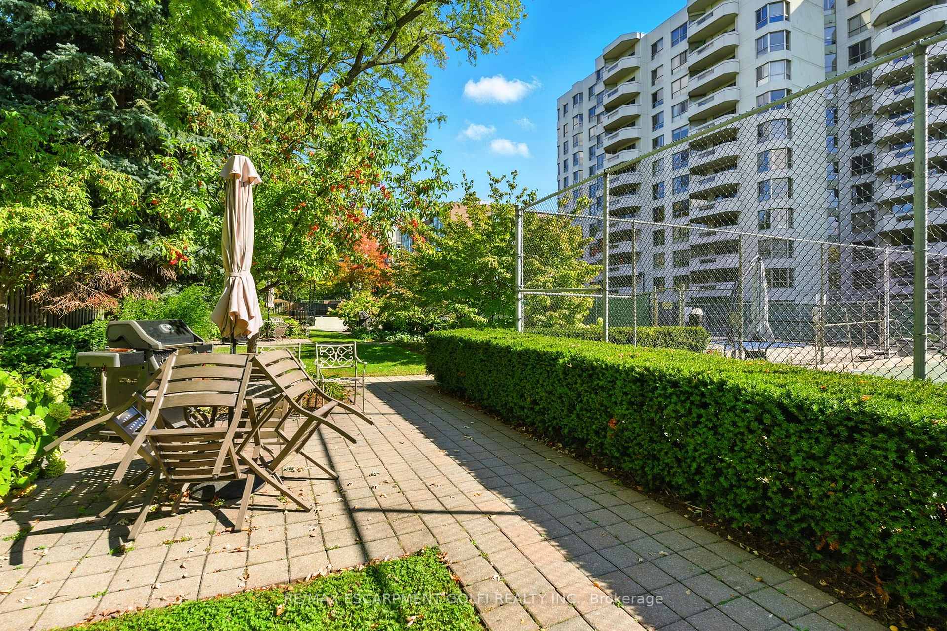Photo 36 of Unit 208, 1201 North Shore Boulevard E, Burlington, Brant — HOMEH