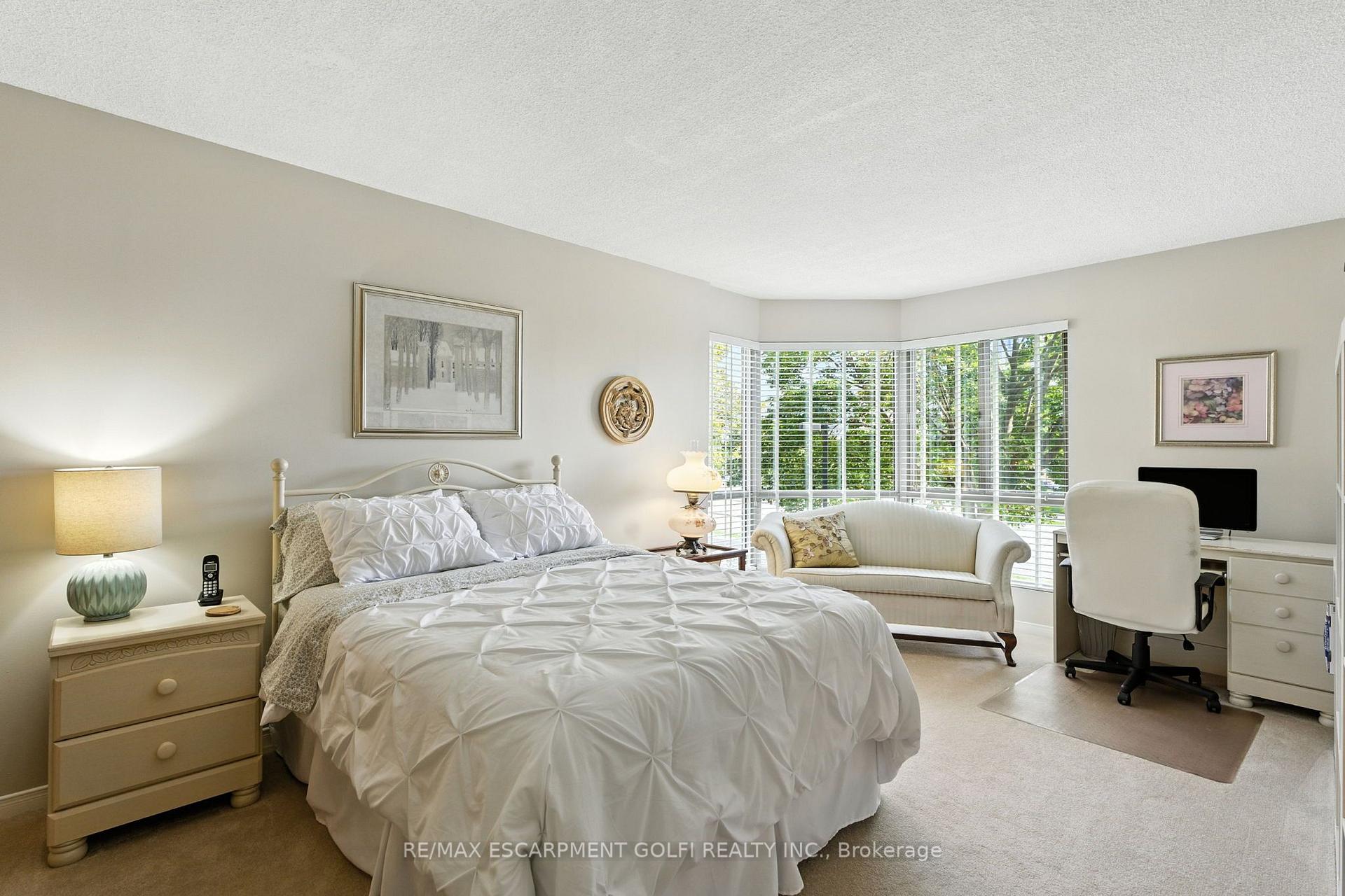 Photo 17 of Unit 208, 1201 North Shore Boulevard E, Burlington, Brant — HOMEH