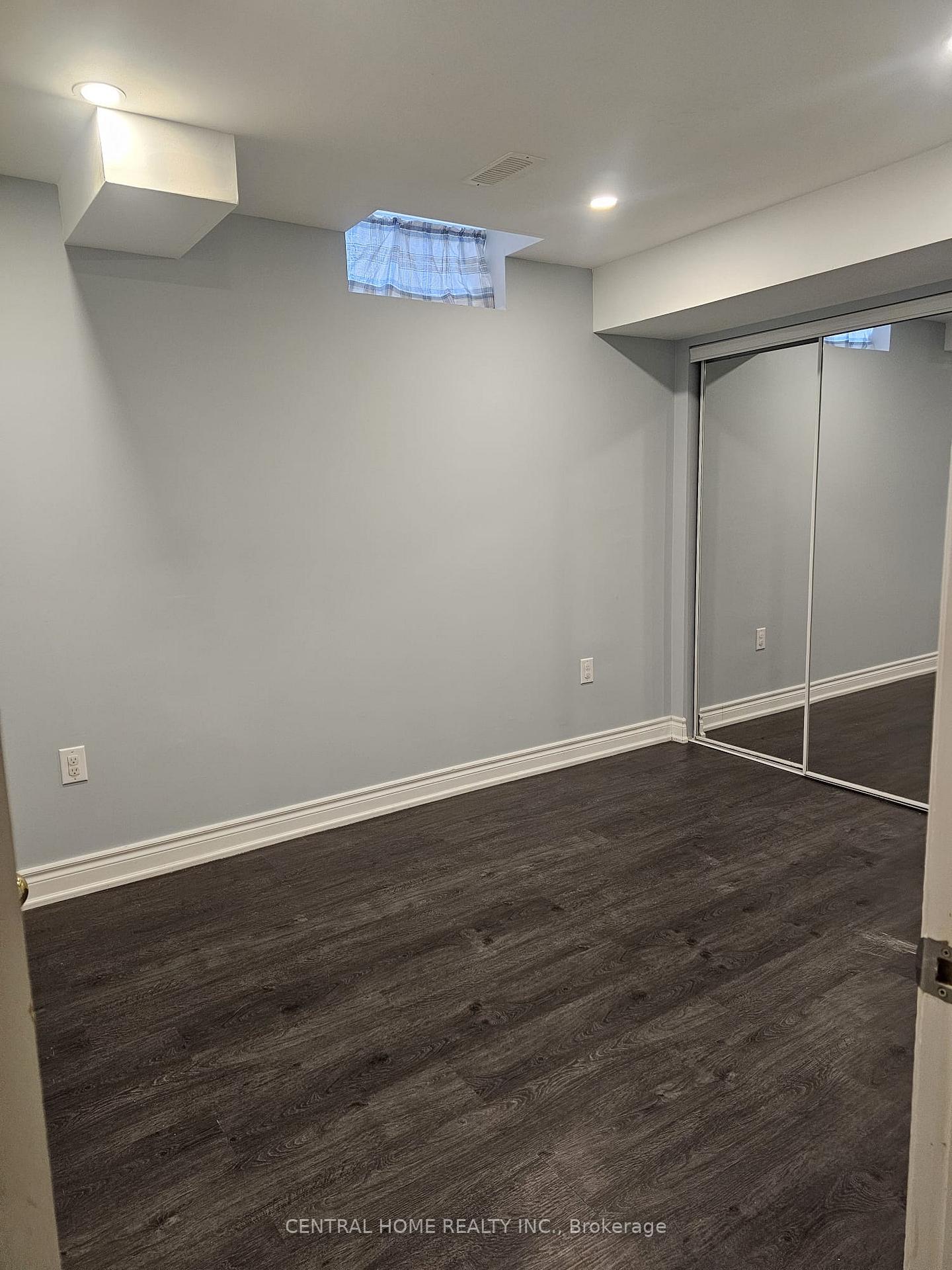 Photo 6 of 45 Wildmoor Street, Markham, Cornell — HOMEH