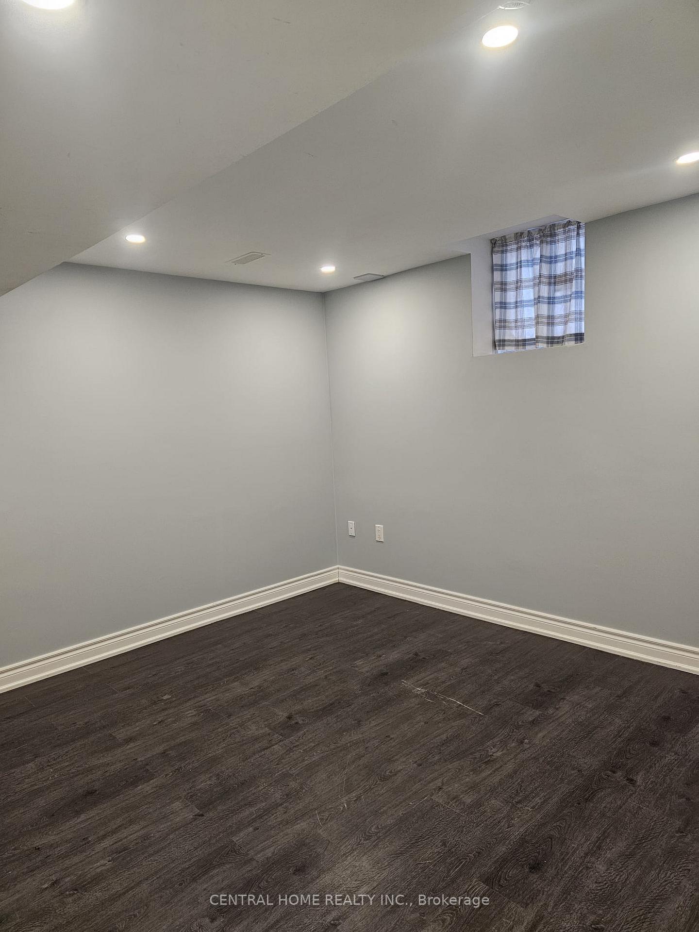 Photo 7 of 45 Wildmoor Street, Markham, Cornell — HOMEH