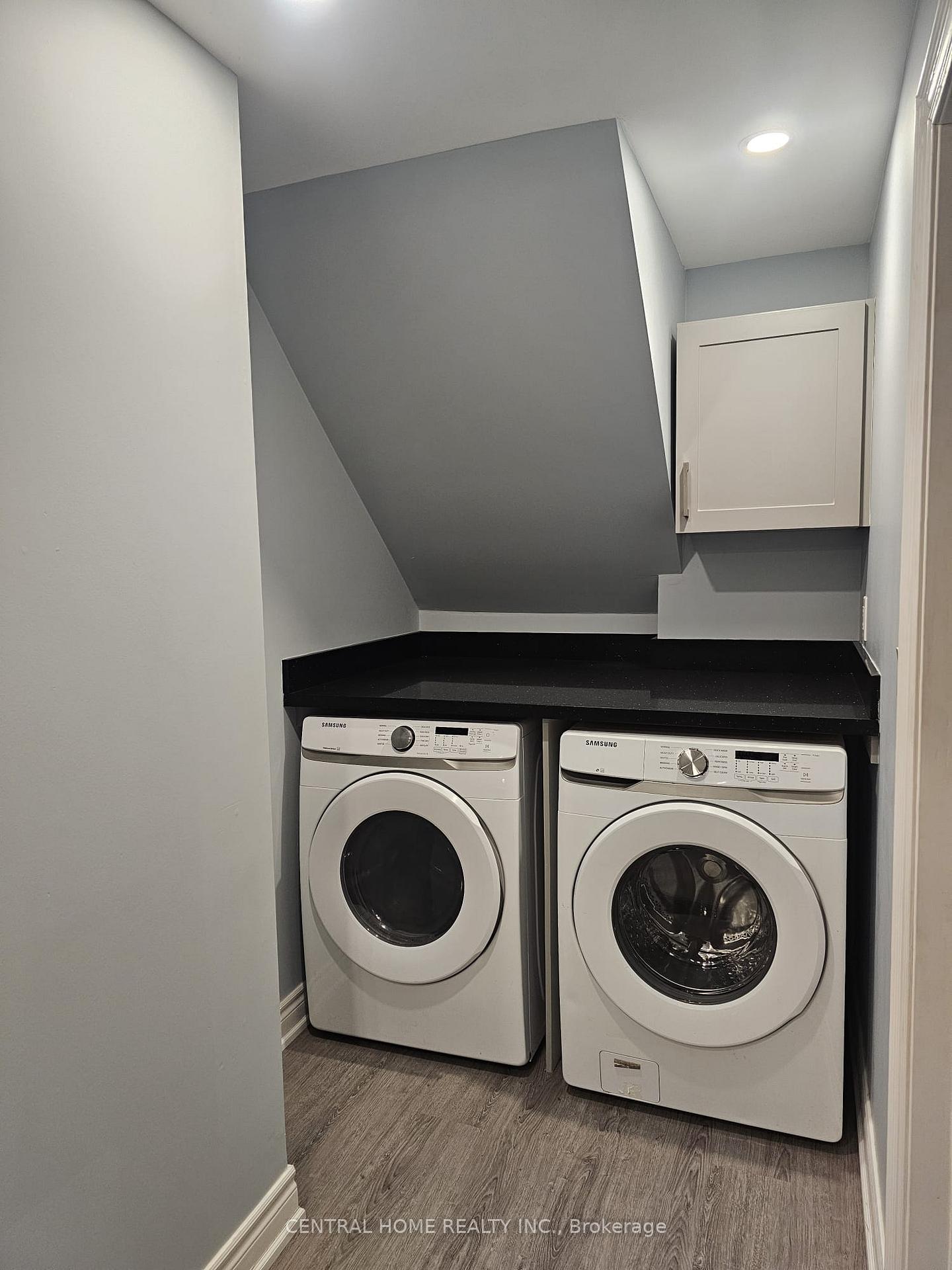 Photo 10 of 45 Wildmoor Street, Markham, Cornell — HOMEH