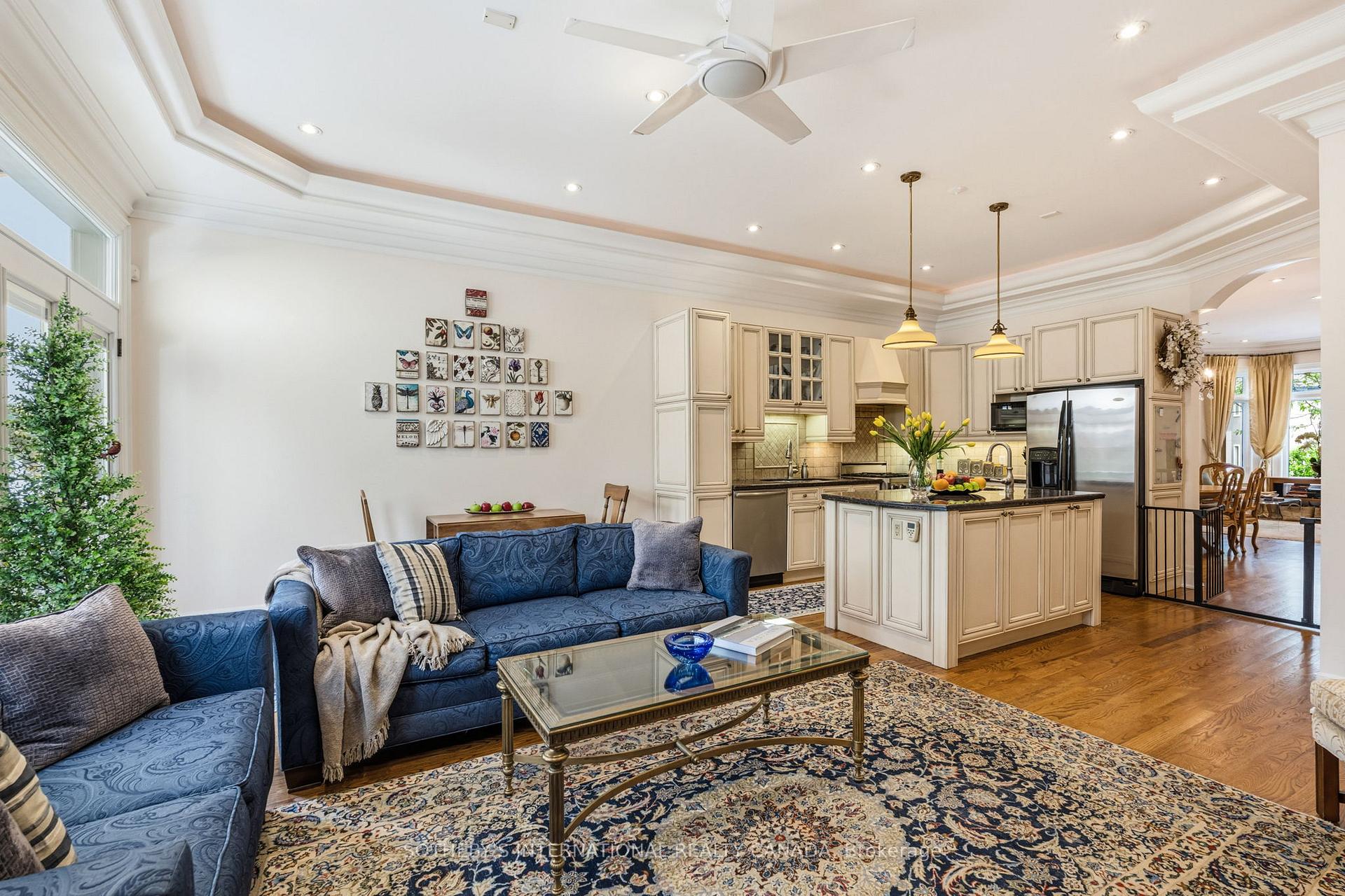 Photo 13 of 209 Douglas Avenue, Toronto, Lawrence Park North — HOMEH
