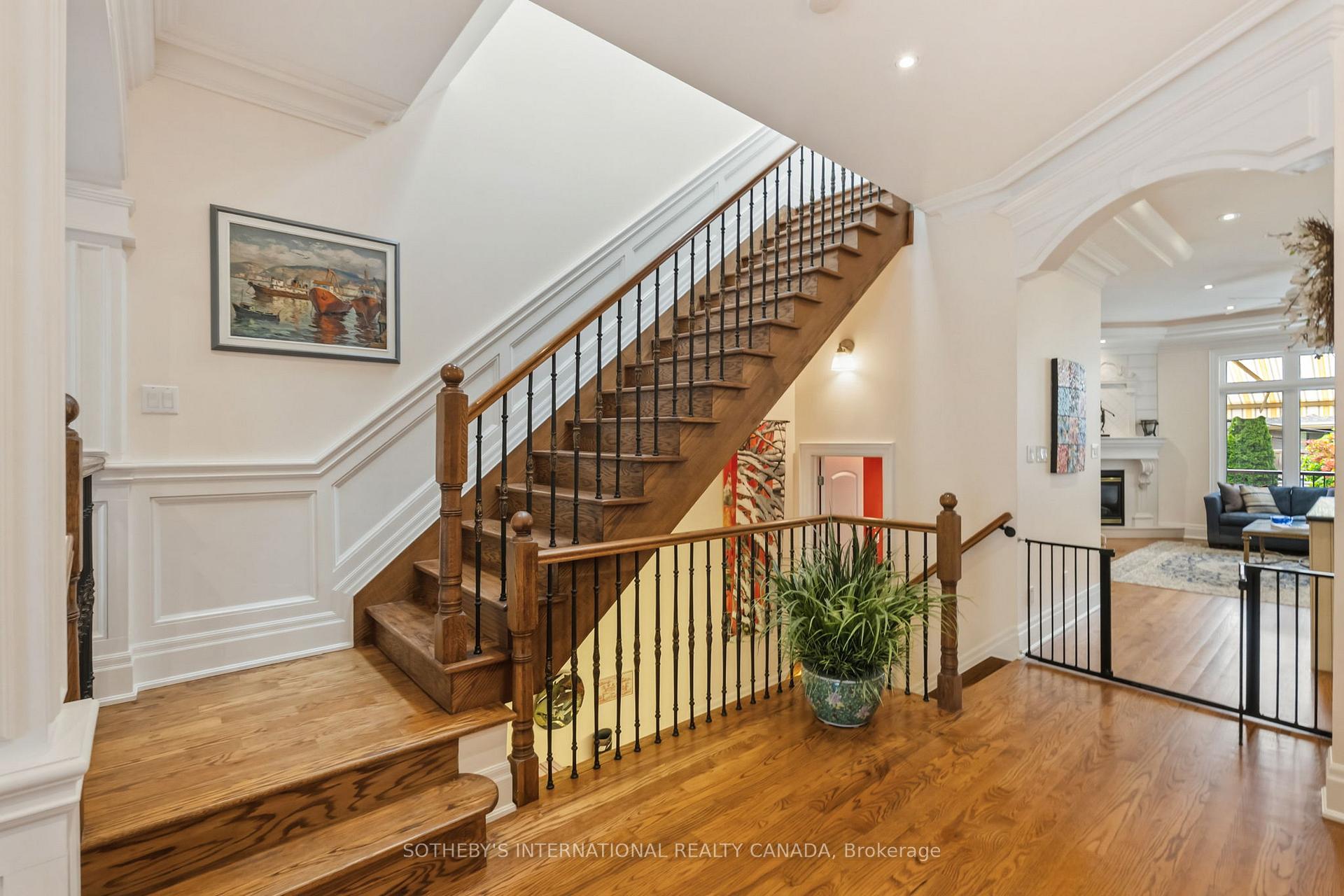 Photo 15 of 209 Douglas Avenue, Toronto, Lawrence Park North — HOMEH
