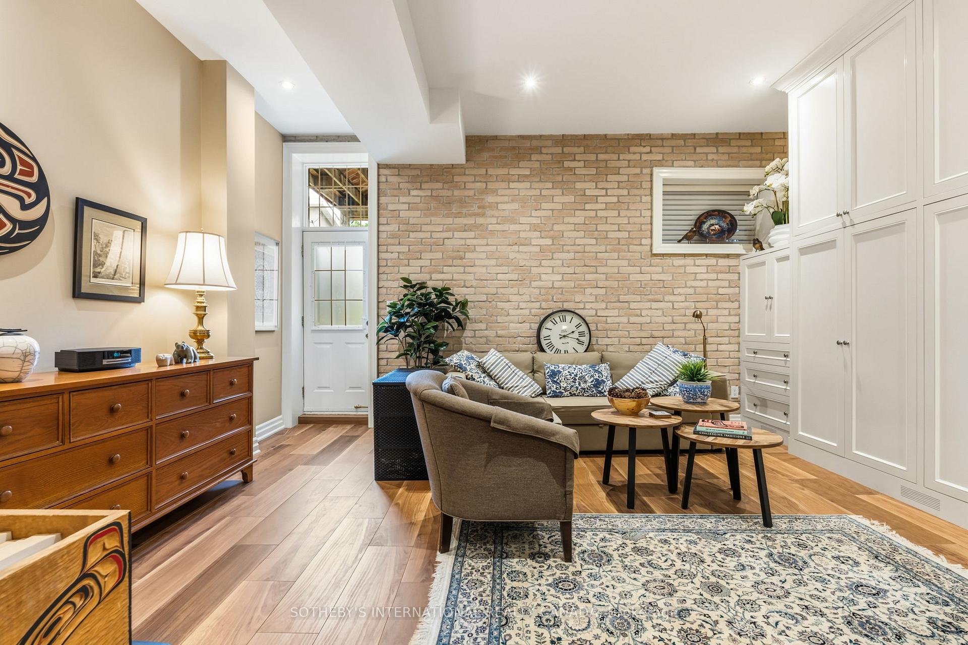 Photo 27 of 209 Douglas Avenue, Toronto, Lawrence Park North — HOMEH