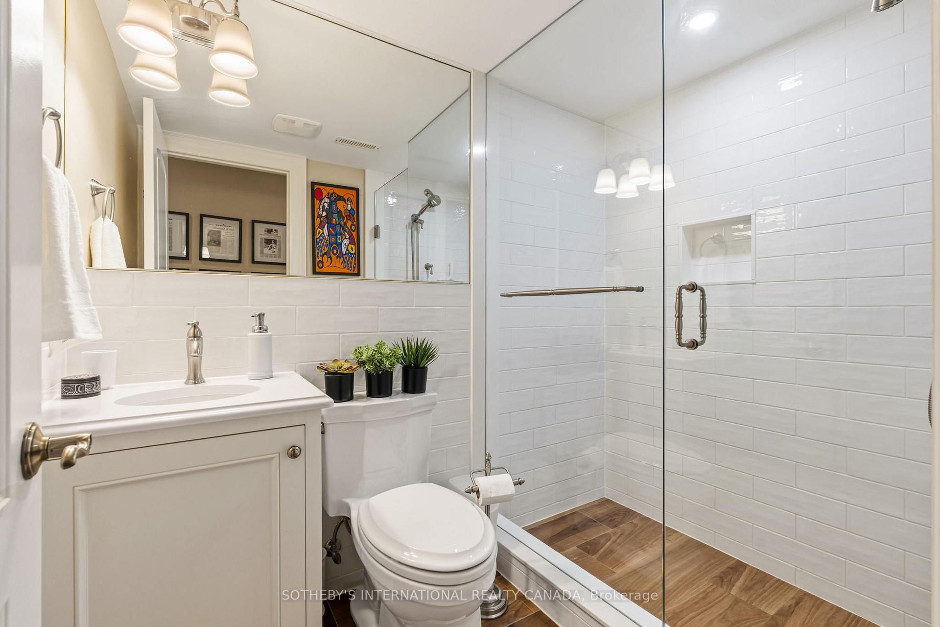 Photo 31 of 209 Douglas Avenue, Toronto, Lawrence Park North — HOMEH