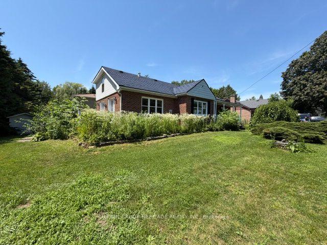 Photo 4 of 29 Brook Road S, Cobourg — HOMEH