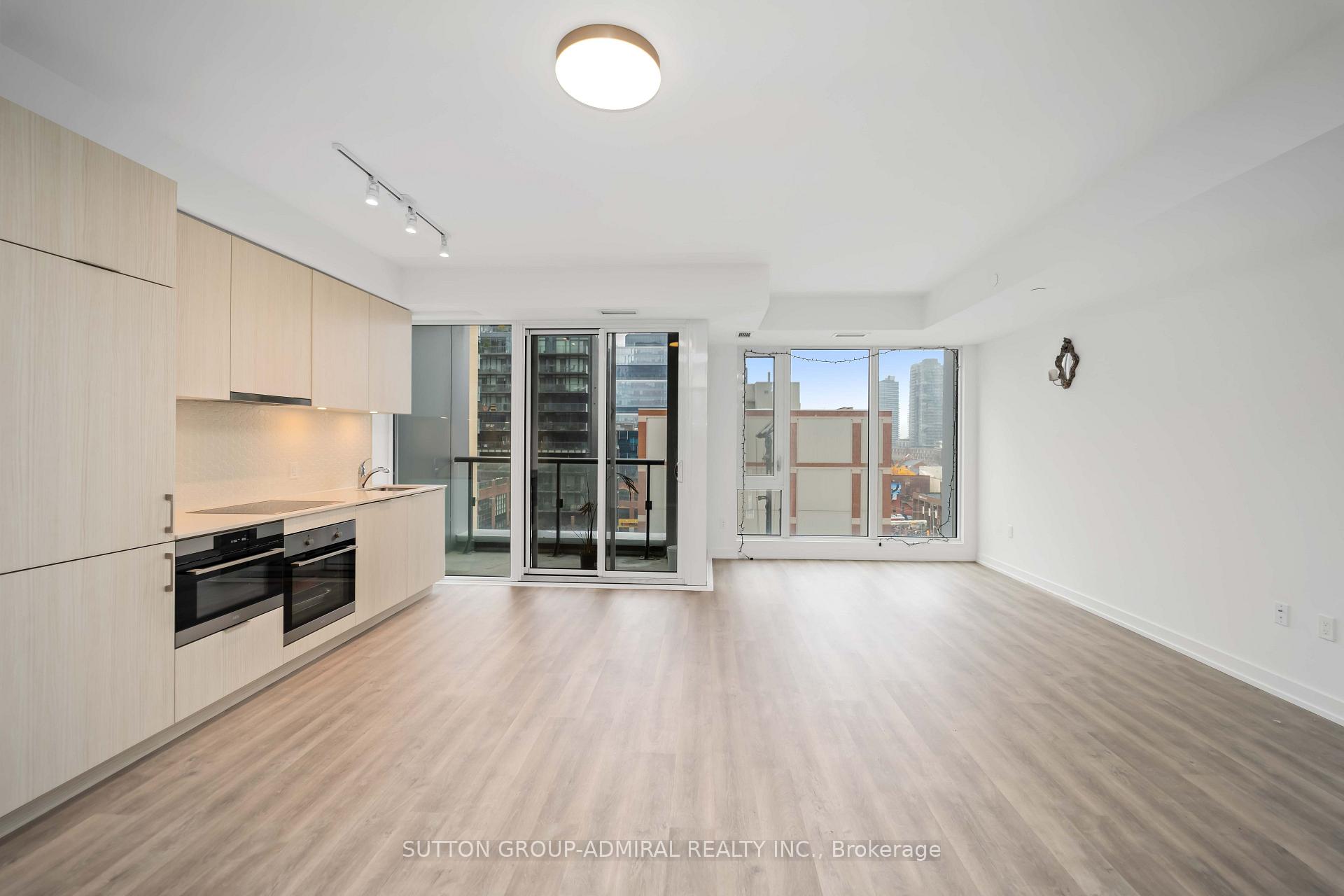 Photo 10 of Unit 812, 158 Front Street E, Toronto, Moss Park — HOMEH