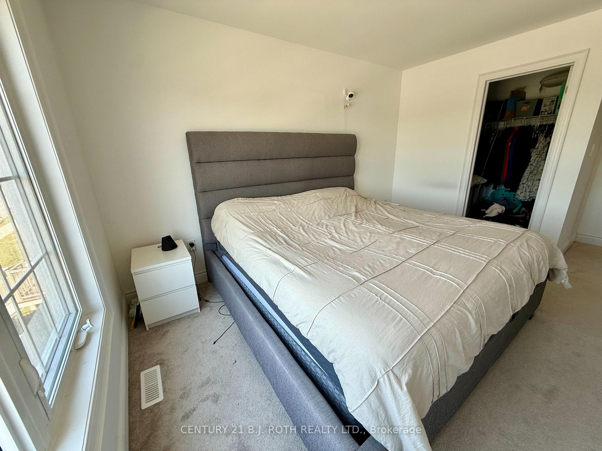 Photo 23 of 13 Harvest Crescent, Barrie, Rural Barrie Southeast — HOMEH