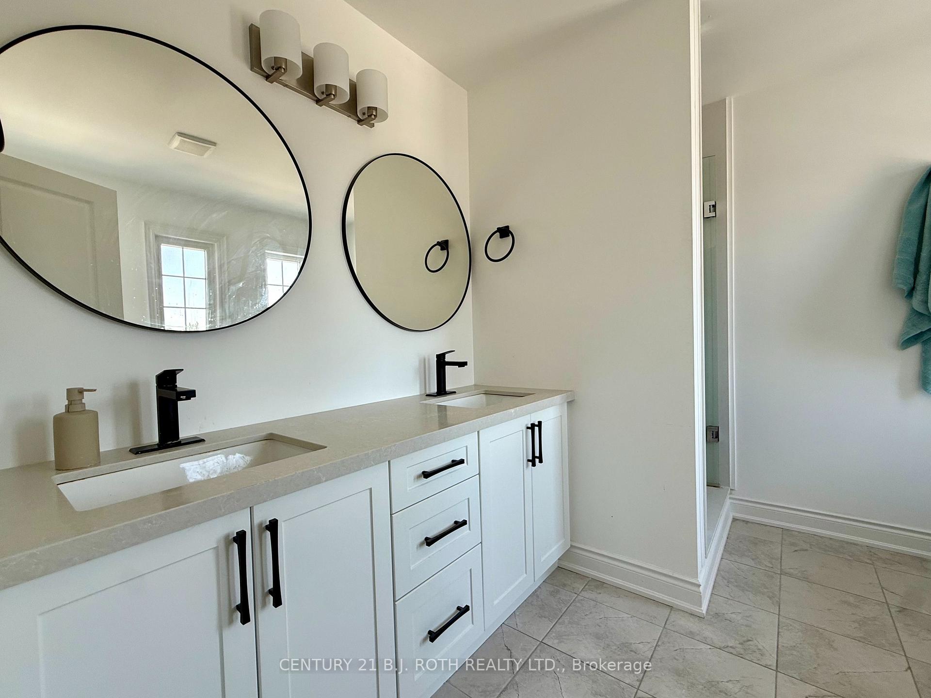 Photo 25 of 13 Harvest Crescent, Barrie, Rural Barrie Southeast — HOMEH