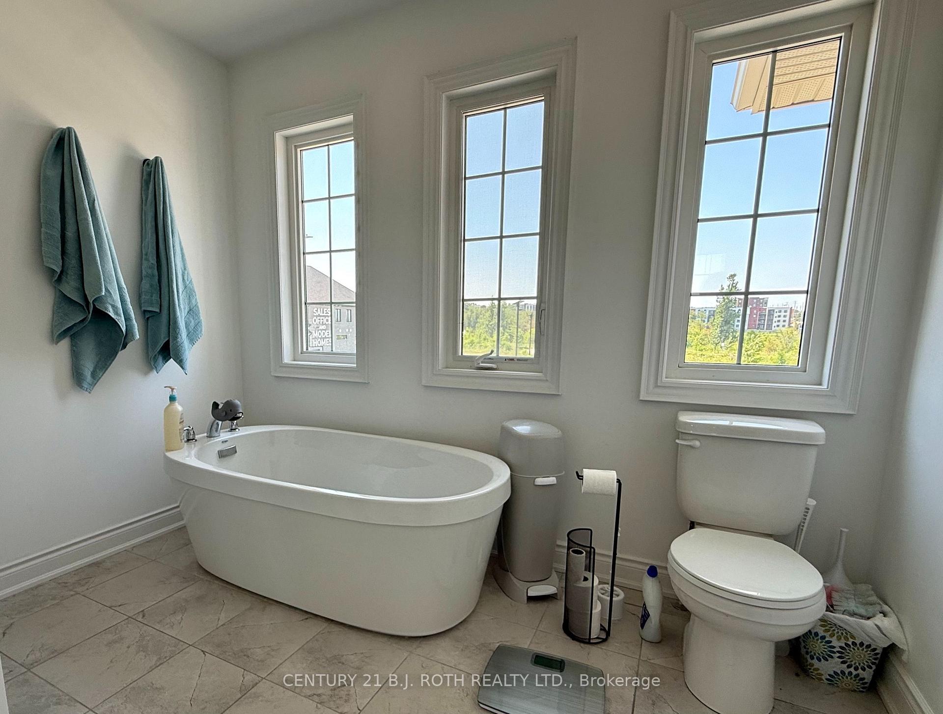 Photo 27 of 13 Harvest Crescent, Barrie, Rural Barrie Southeast — HOMEH