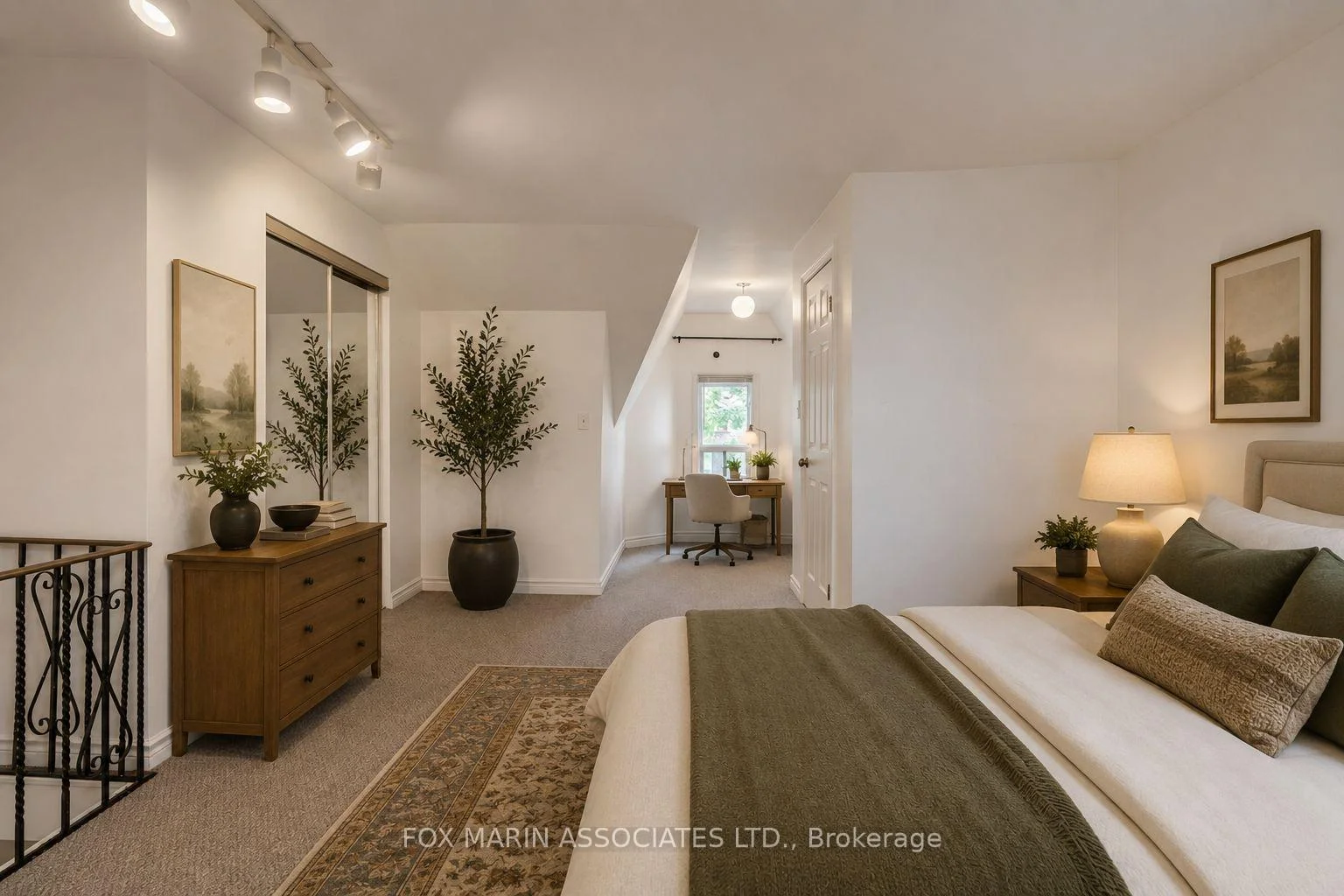 Photo 3 of Unit Upper, 176 Macdonell Avenue, Toronto, Roncesvalles — HOMEH