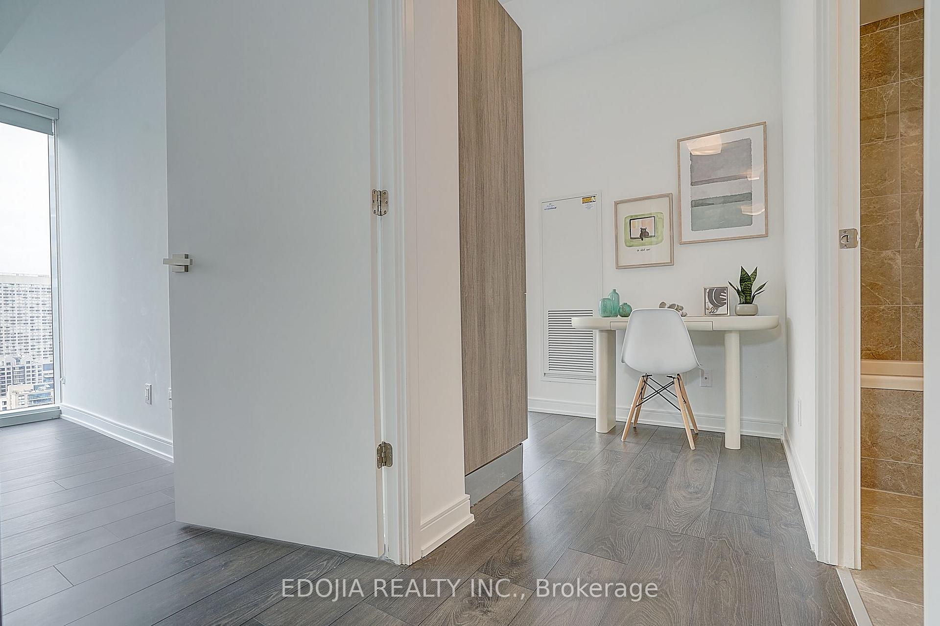 Photo 11 of Unit 3502, 3 Gloucester Street, Toronto, Church-Yonge Corridor — HOMEH