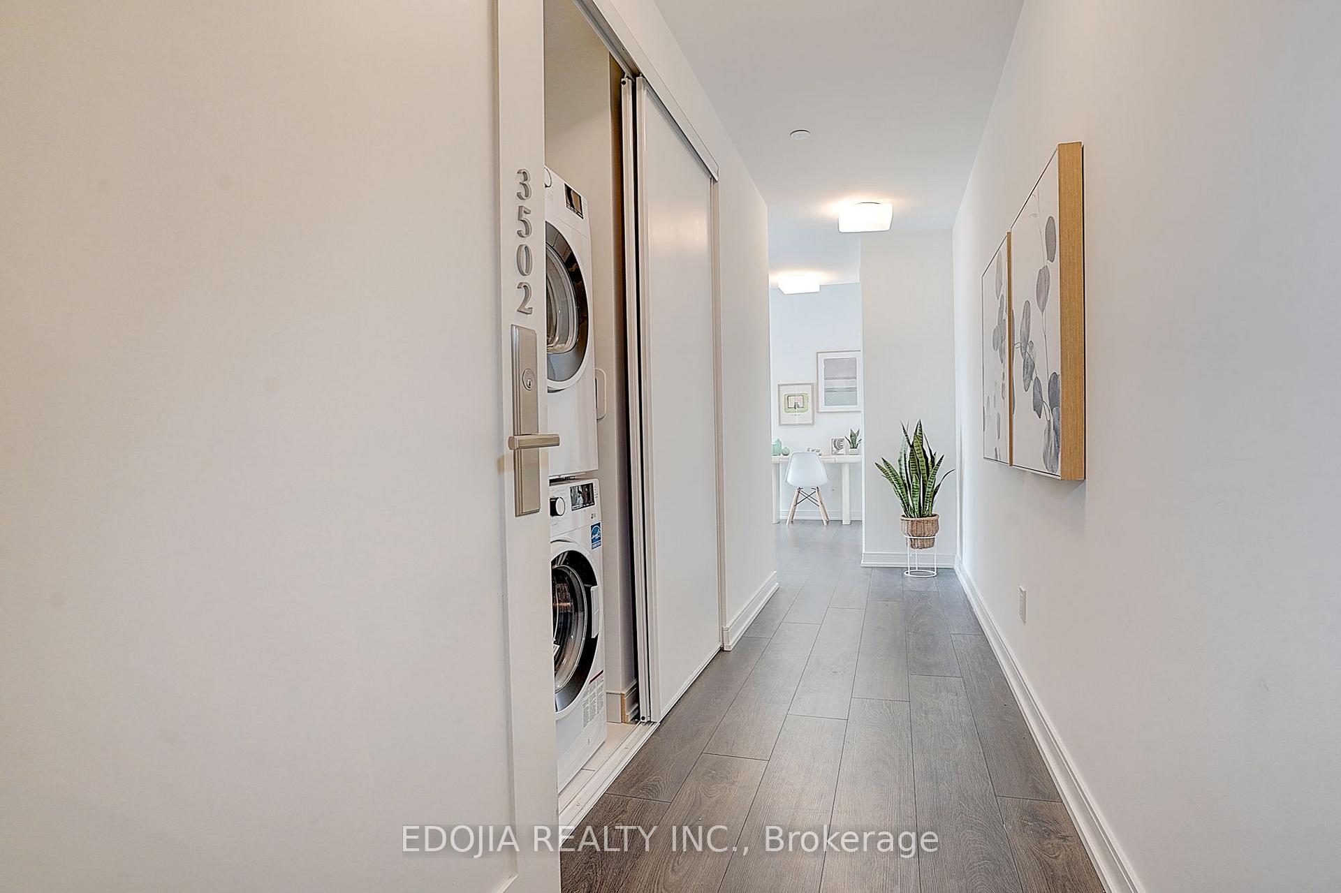 Photo 3 of Unit 3502, 3 Gloucester Street, Toronto, Church-Yonge Corridor — HOMEH