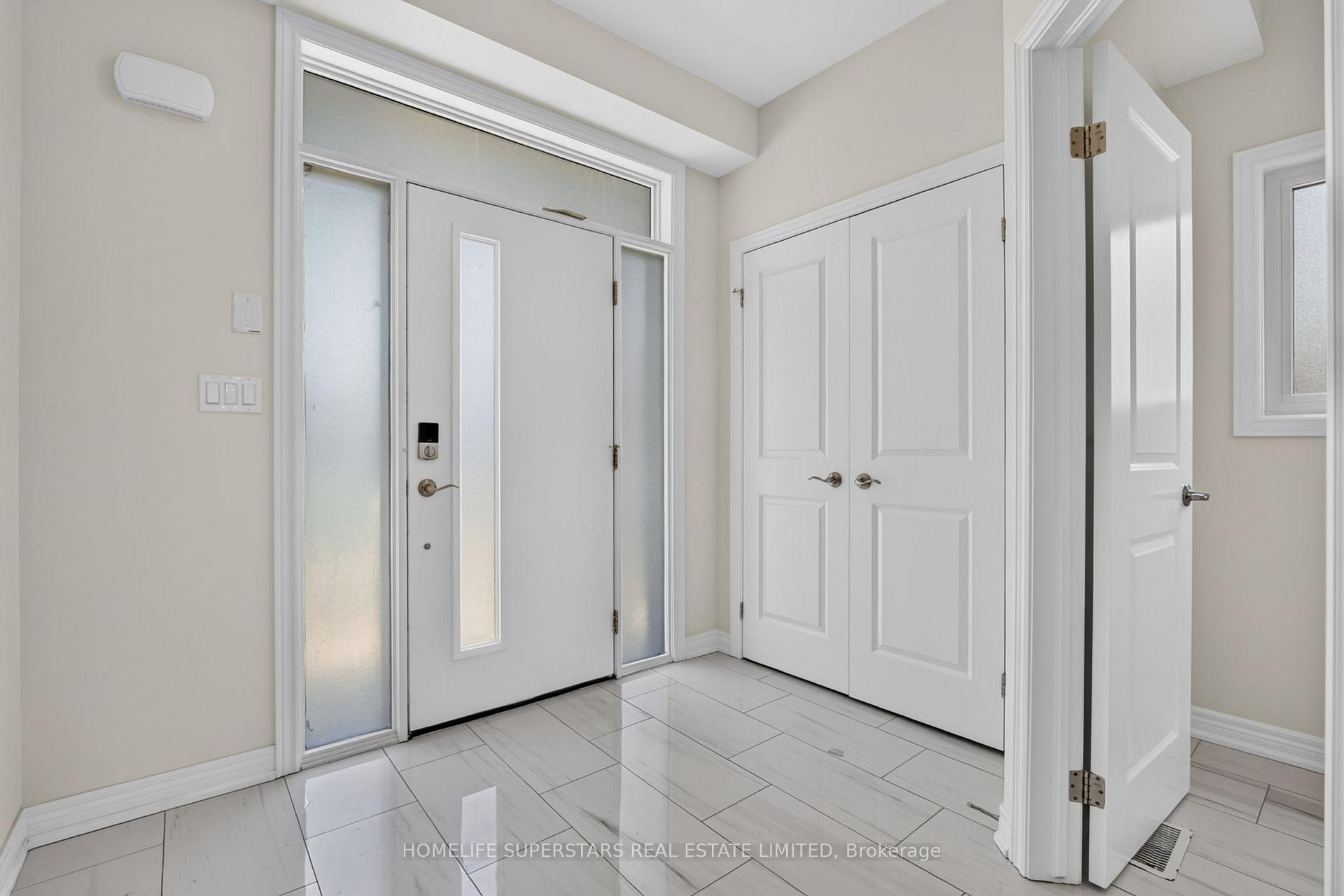 Photo 6 of 7213 Parsa Street, Niagara Falls, Brown — HOMEH