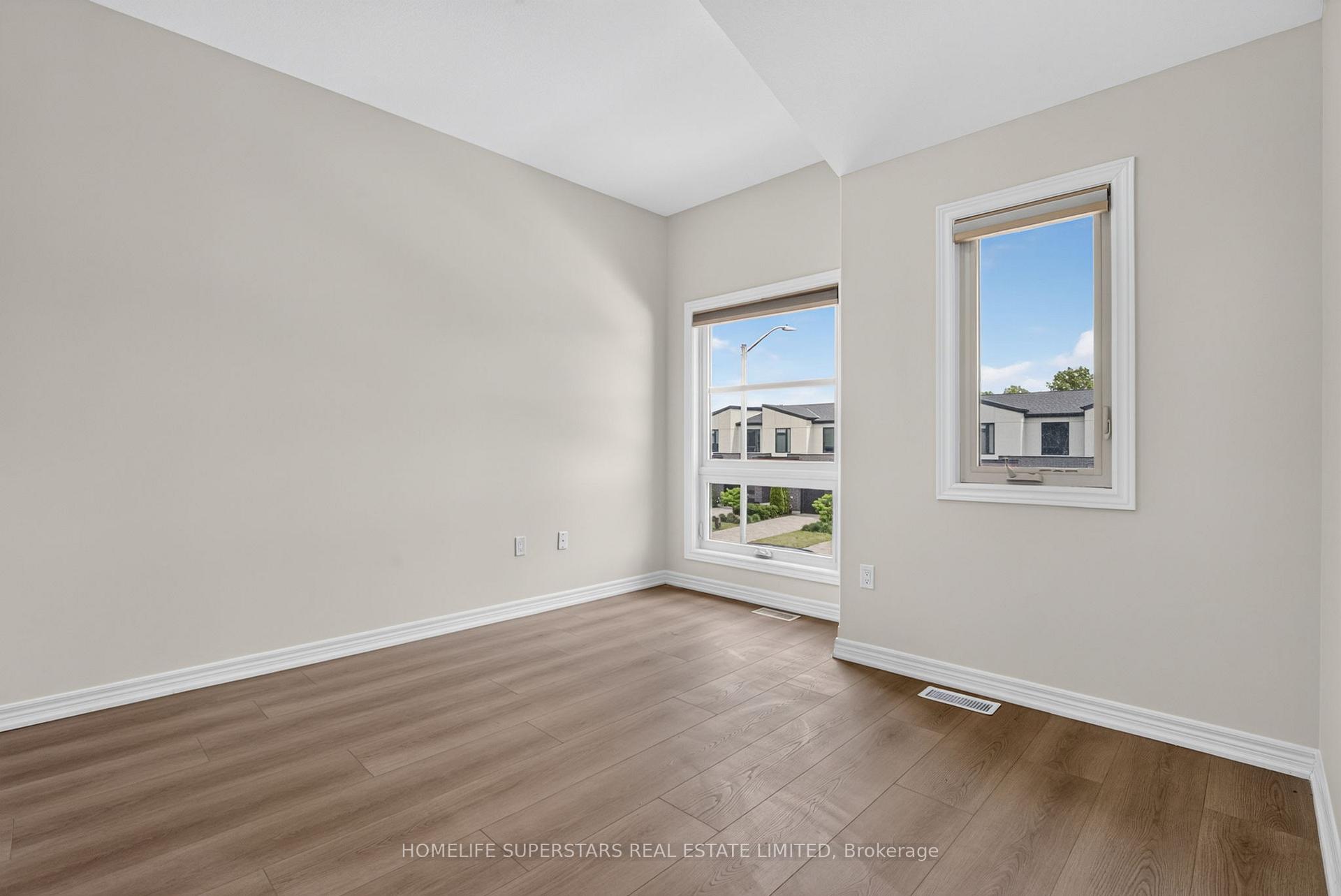 Photo 28 of 7213 Parsa Street, Niagara Falls, Brown — HOMEH