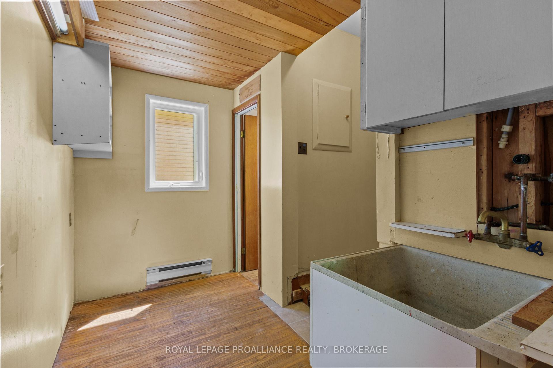 Photo 39 of 19 Lakeland Point Drive, Kingston, City SouthWest — HOMEH