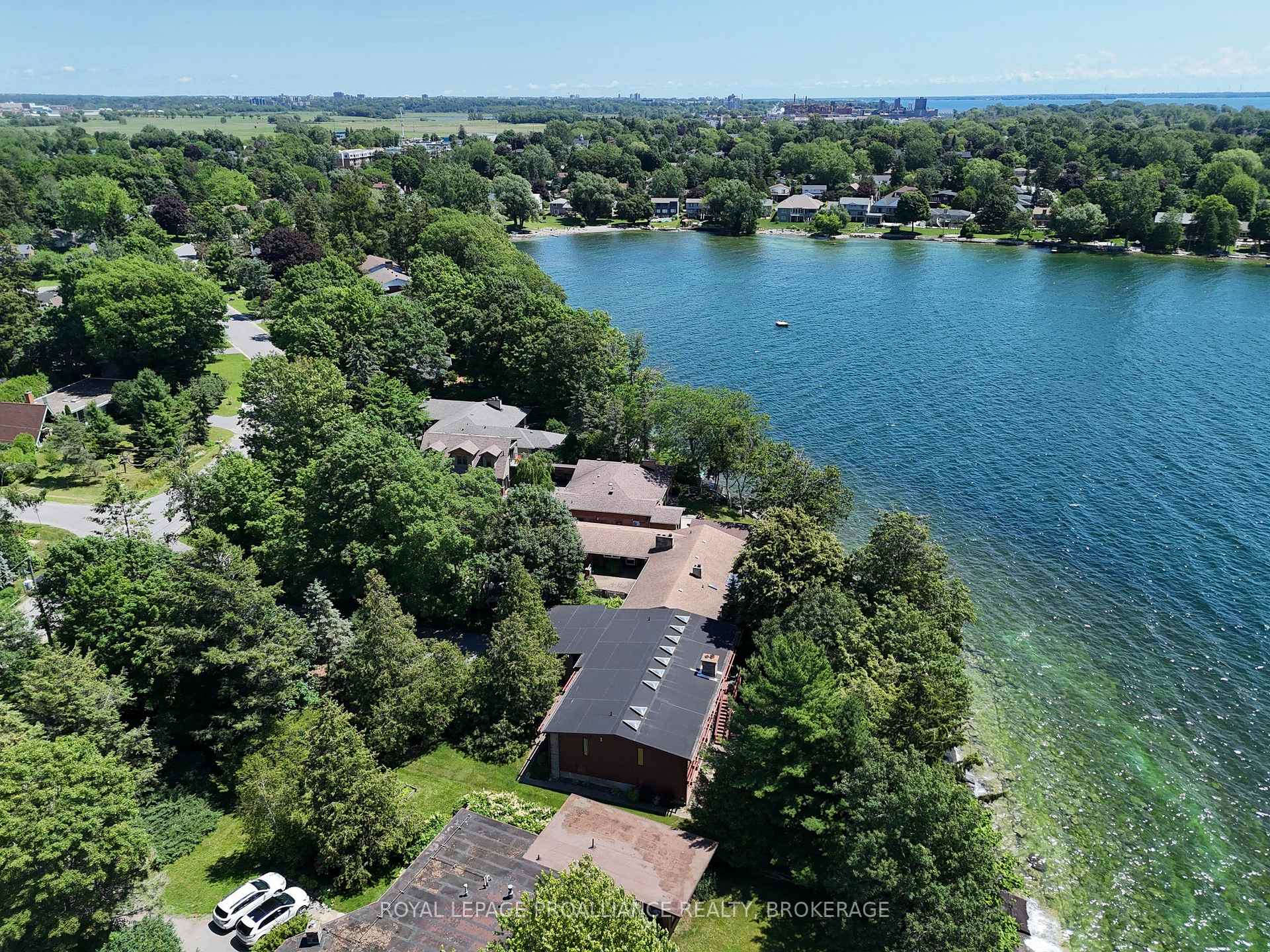 Photo 48 of 19 Lakeland Point Drive, Kingston, City SouthWest — HOMEH