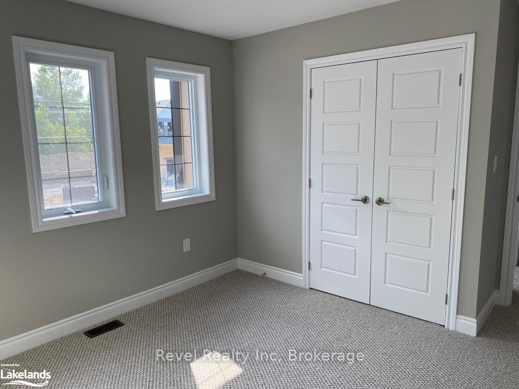 Photo 4 of 1050 Wright Drive, Midland — HOMEH