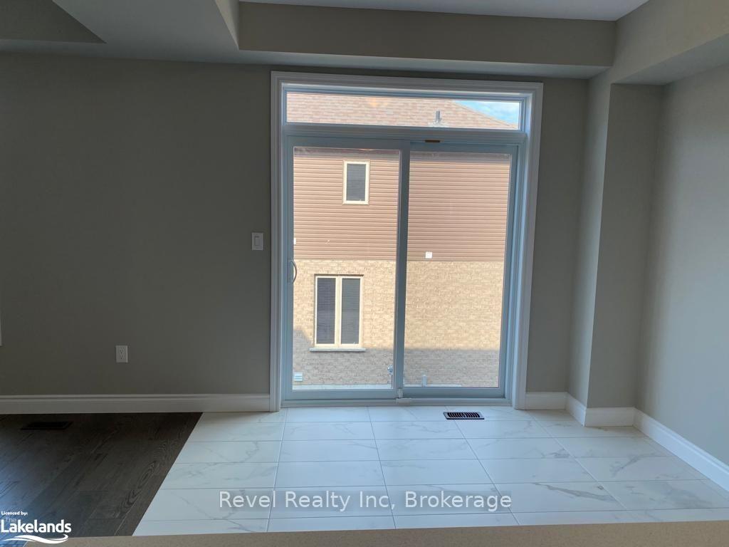 Photo 6 of 1050 Wright Drive, Midland — HOMEH
