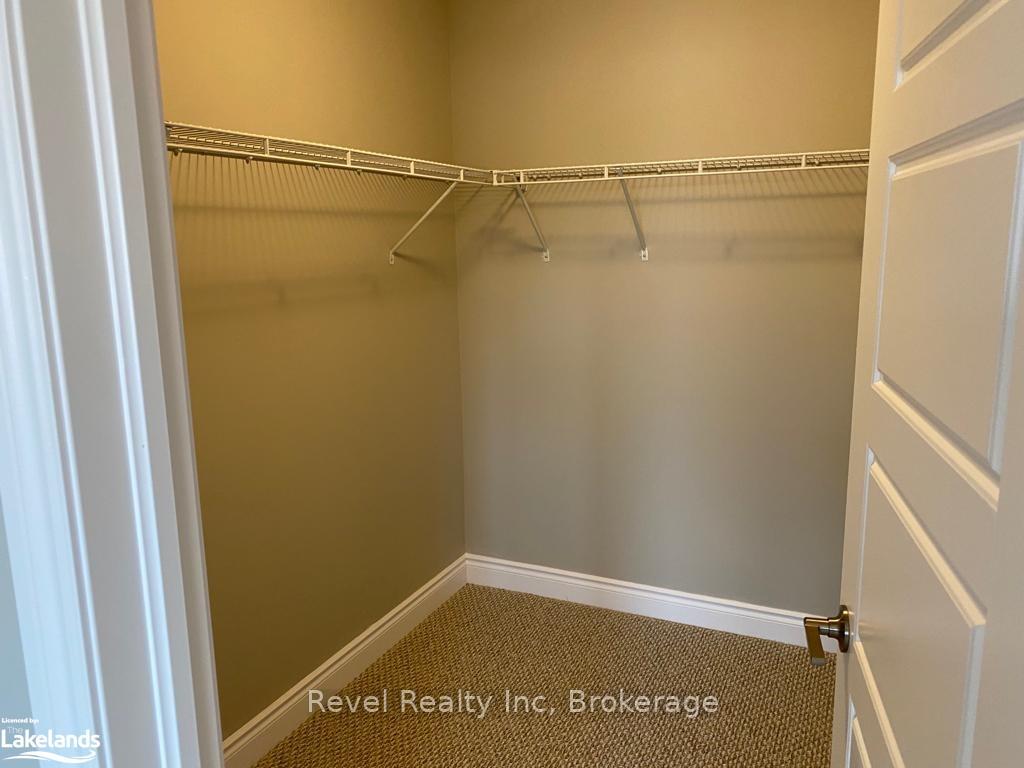 Photo 13 of 1050 Wright Drive, Midland — HOMEH