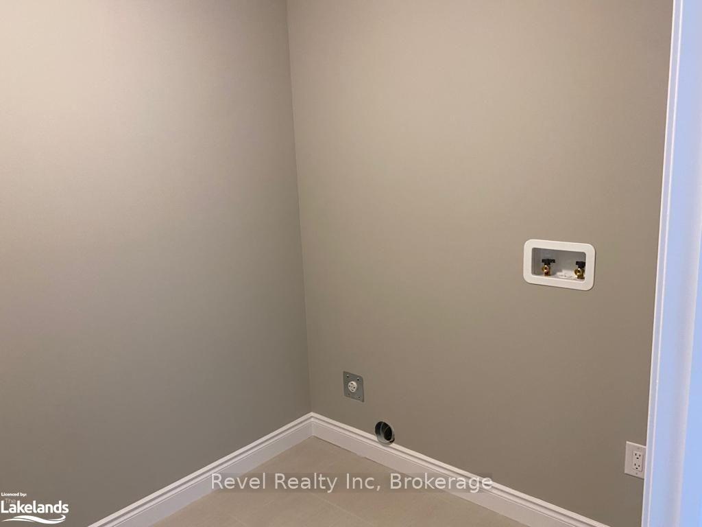 Photo 15 of 1050 Wright Drive, Midland — HOMEH