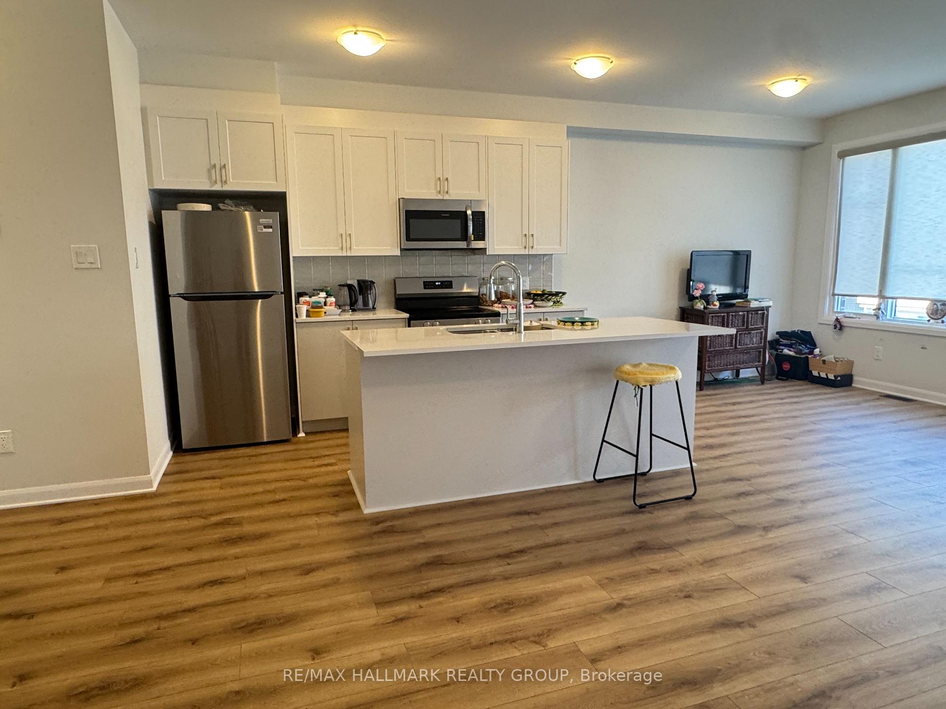 Photo 11 of 505 Woodlily Private, Ottawa, Kanata - Kanata Lakes/Heritage Hills — HOMEH