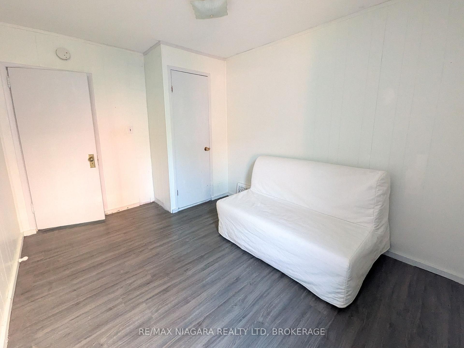 Photo 18 of 6070 Culp Street, Niagara Falls, Dorchester — HOMEH