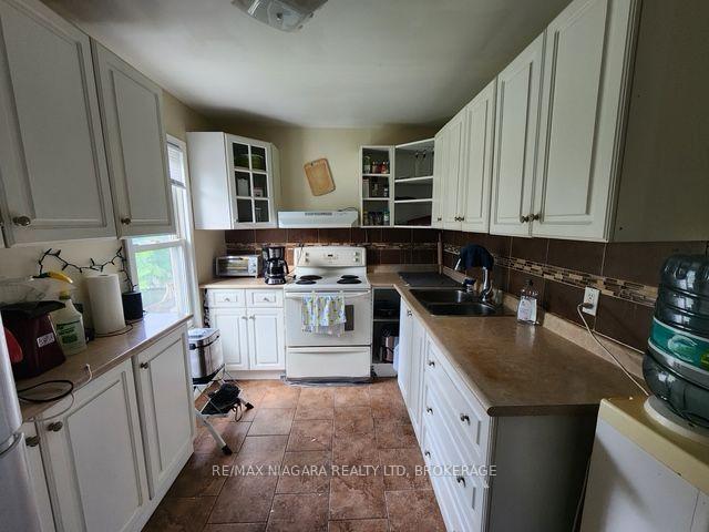 Photo 28 of 6070 Culp Street, Niagara Falls, Dorchester — HOMEH