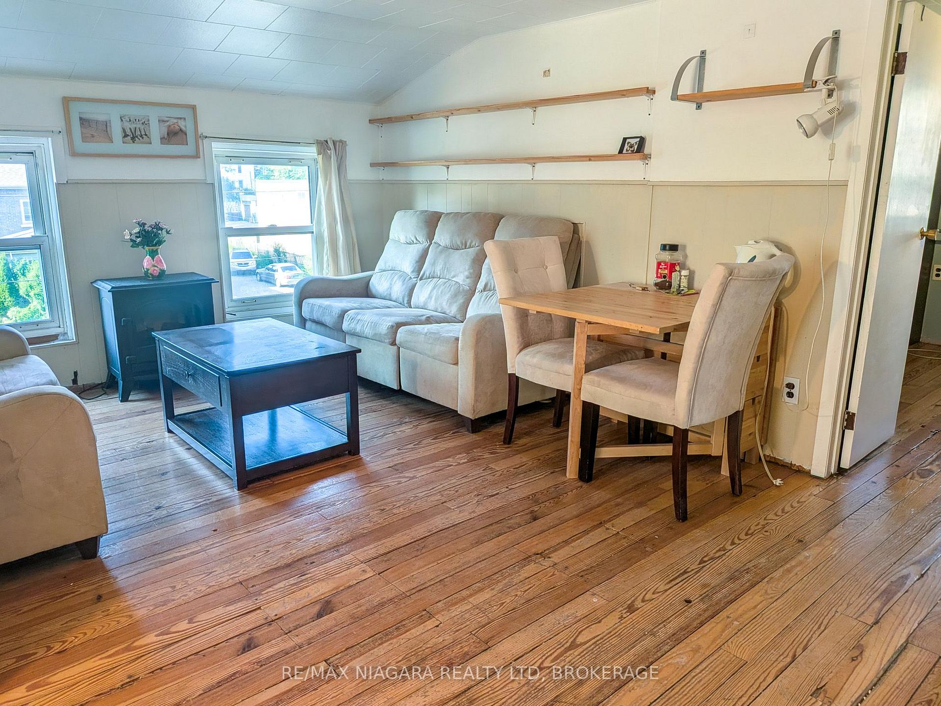 Photo 44 of 6070 Culp Street, Niagara Falls, Dorchester — HOMEH
