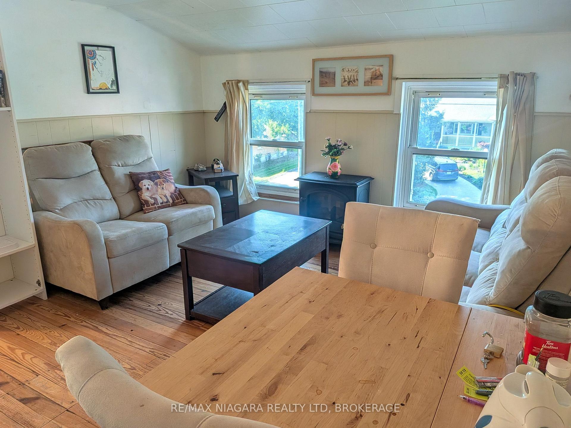 Photo 45 of 6070 Culp Street, Niagara Falls, Dorchester — HOMEH