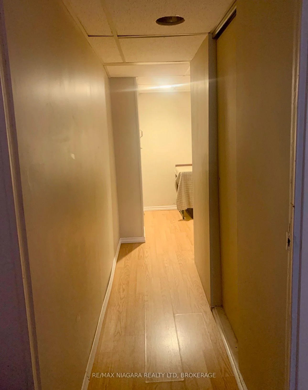 Photo 31 of 6070 Culp Street, Niagara Falls, Dorchester — HOMEH