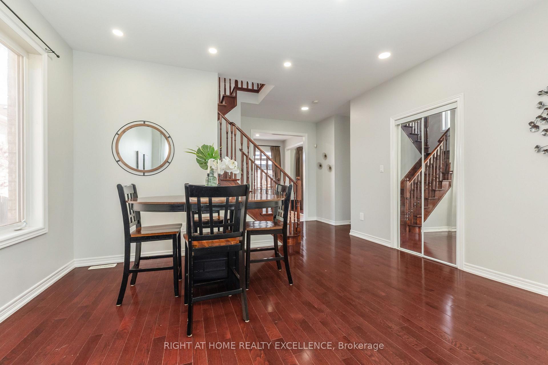 Photo 10 of 17 Keeleview Crescent, Brampton, Sandringham-Wellington — HOMEH