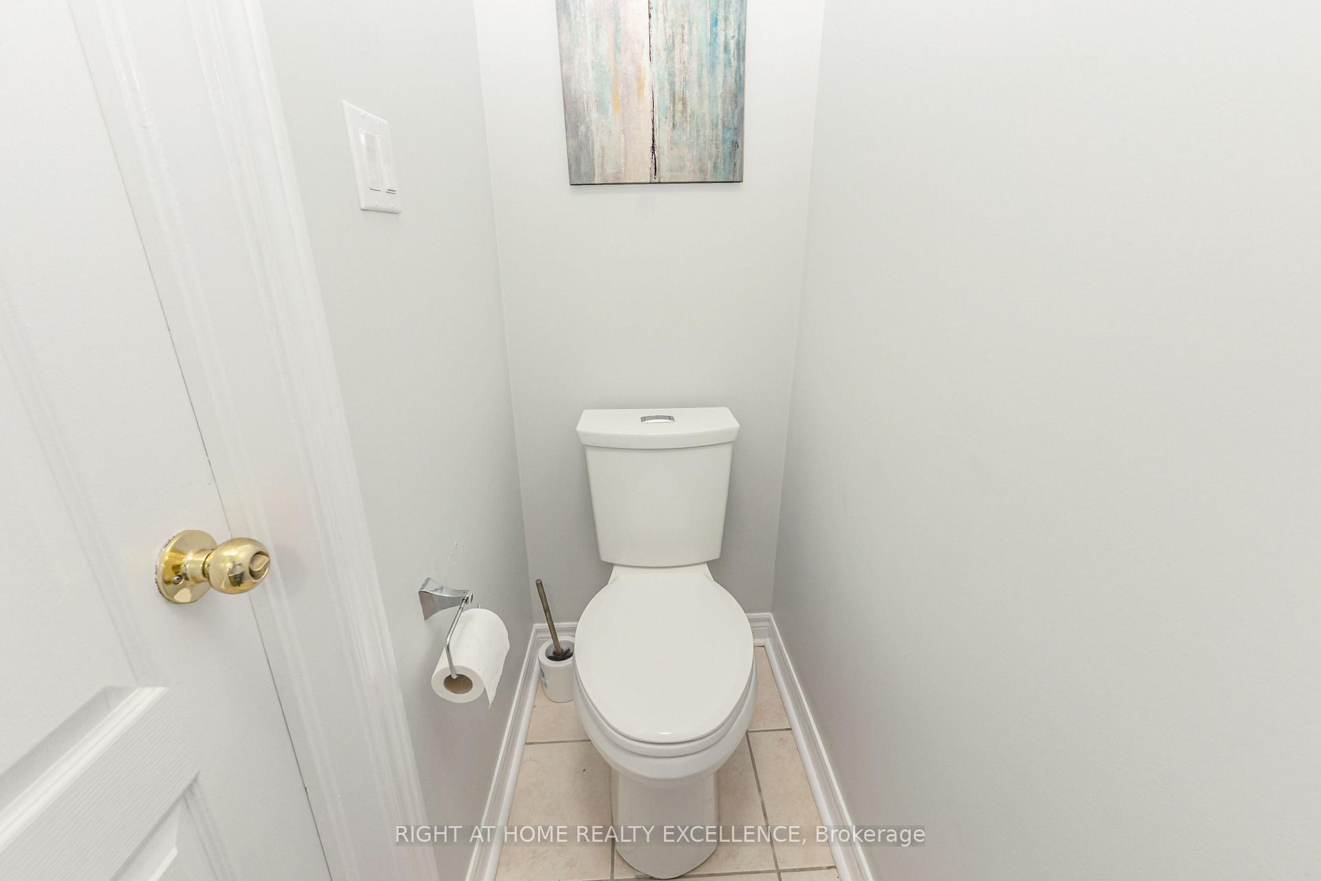 Photo 11 of 17 Keeleview Crescent, Brampton, Sandringham-Wellington — HOMEH