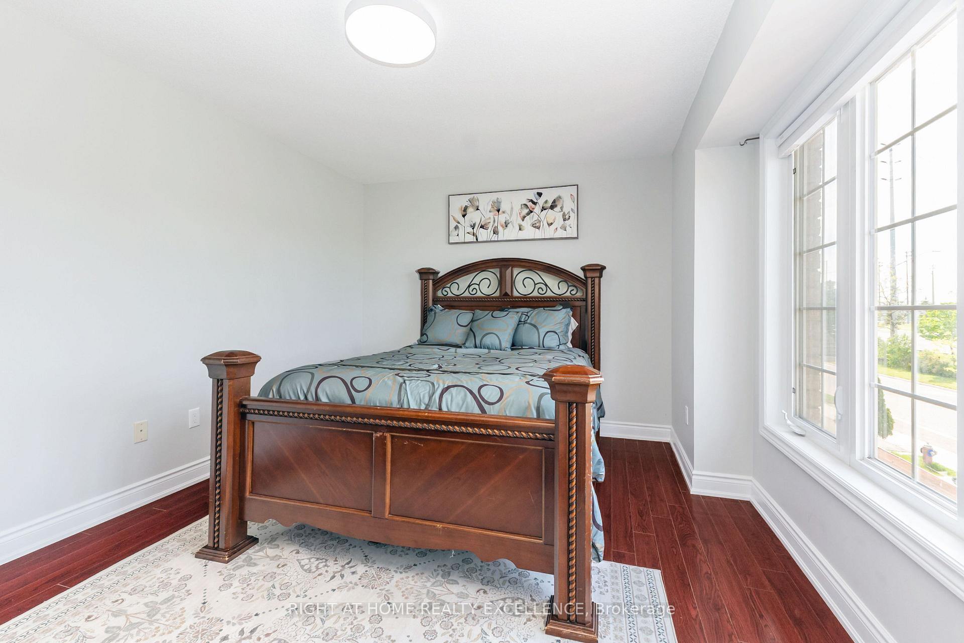 Photo 24 of 17 Keeleview Crescent, Brampton, Sandringham-Wellington — HOMEH