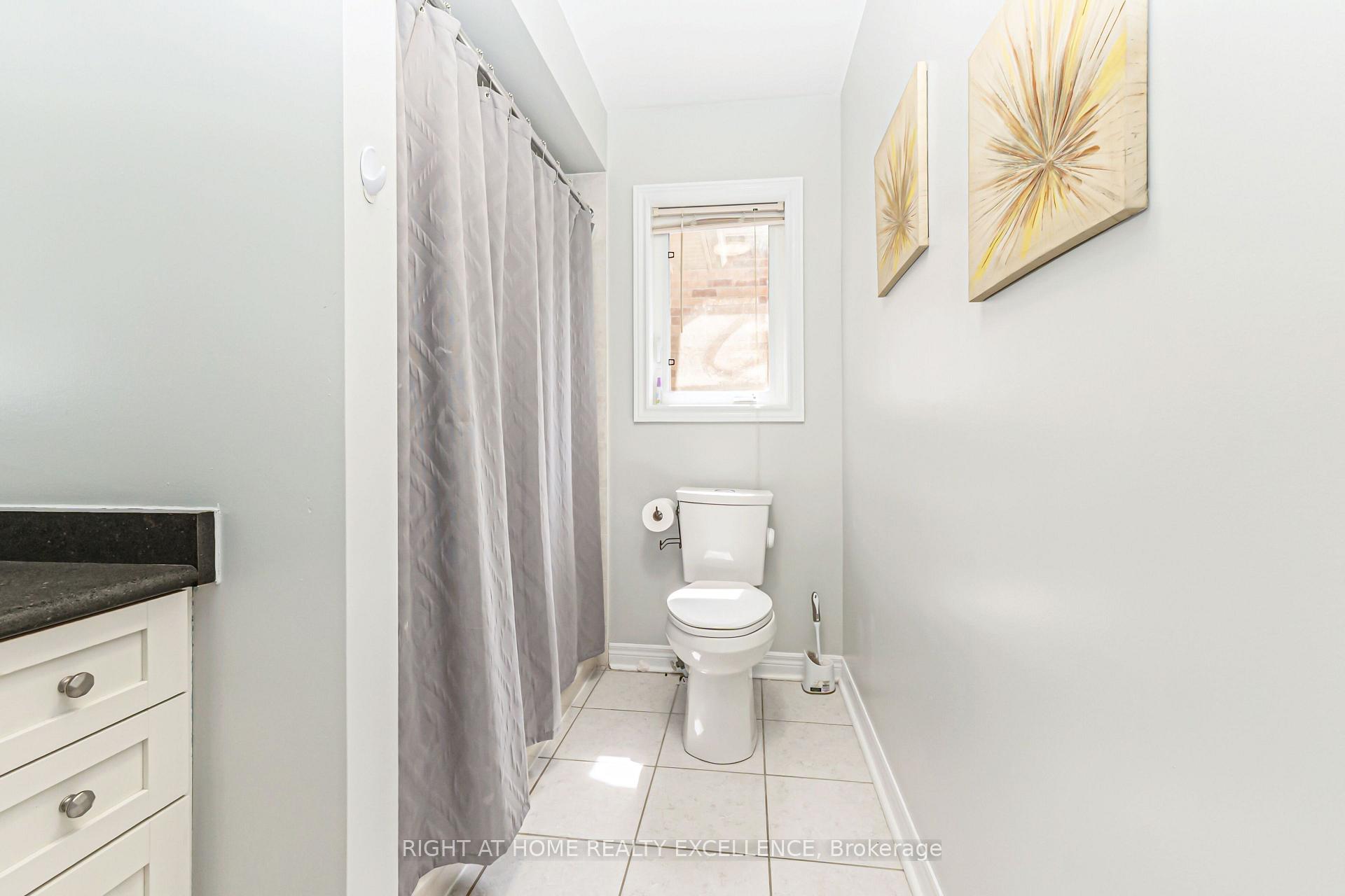 Photo 25 of 17 Keeleview Crescent, Brampton, Sandringham-Wellington — HOMEH