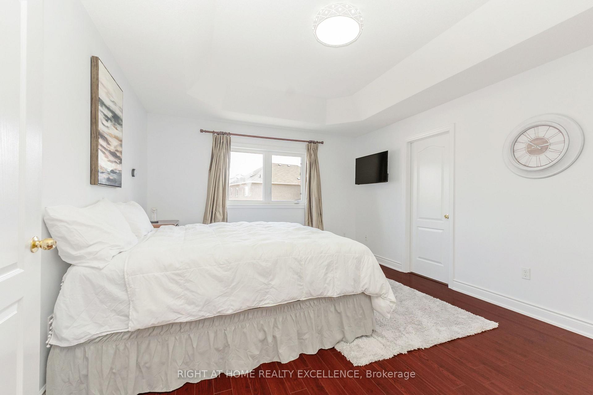 Photo 27 of 17 Keeleview Crescent, Brampton, Sandringham-Wellington — HOMEH