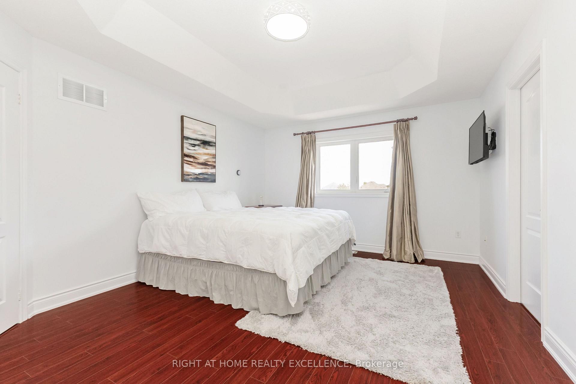 Photo 29 of 17 Keeleview Crescent, Brampton, Sandringham-Wellington — HOMEH