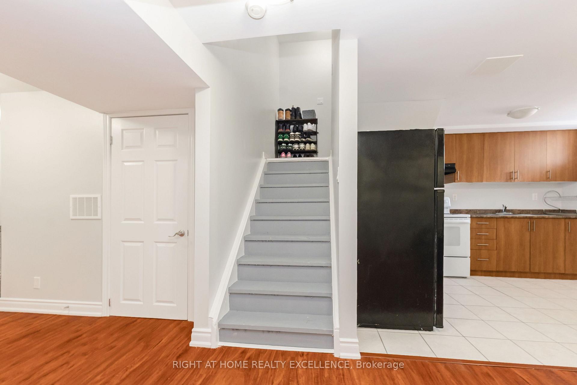 Photo 34 of 17 Keeleview Crescent, Brampton, Sandringham-Wellington — HOMEH